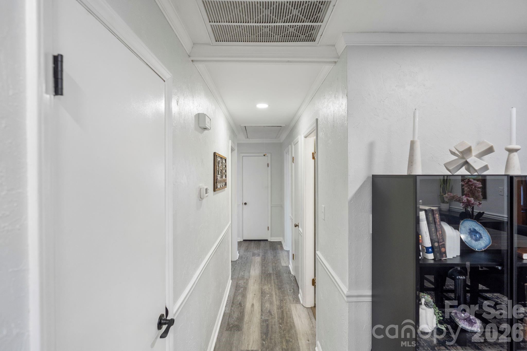 2309 Amity Avenue Property Photo 18