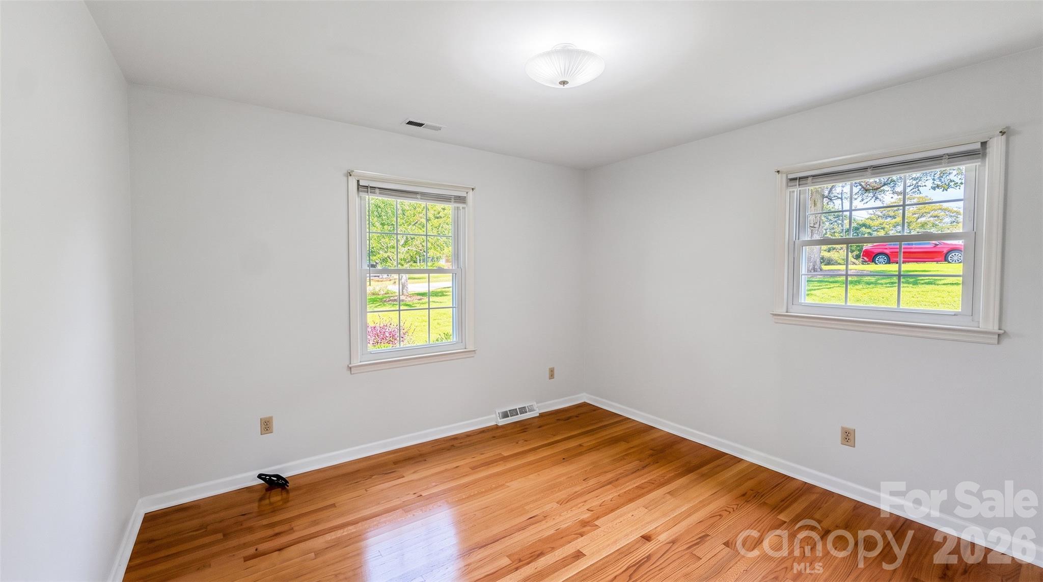 2309 Amity Avenue Property Photo 26