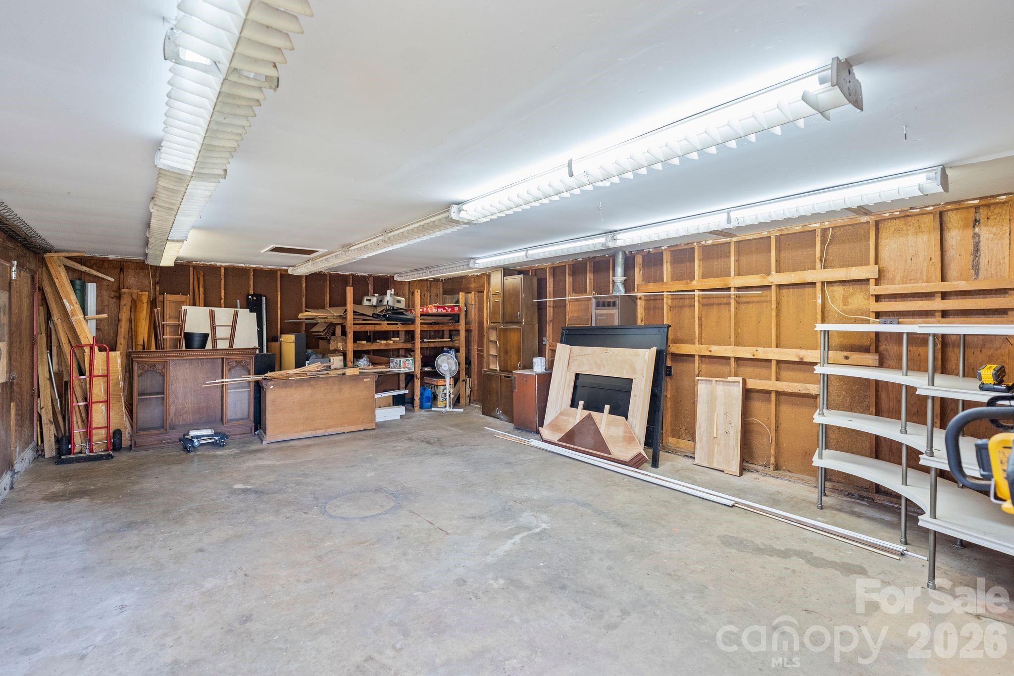 2309 Amity Avenue Property Photo 36