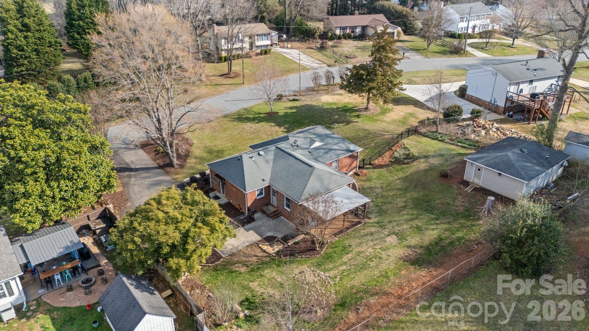 2309 Amity Avenue Property Photo 40