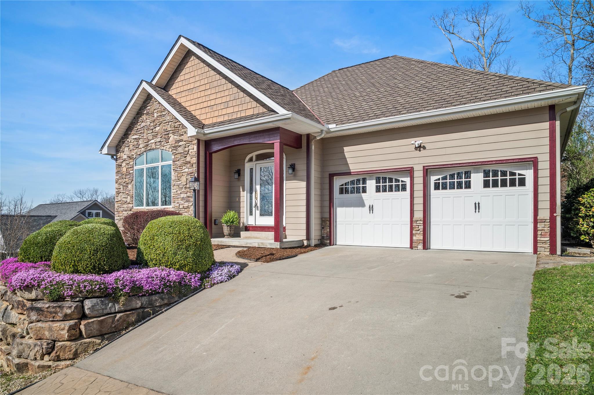 84 Deep Valley Lane Property Photo 1