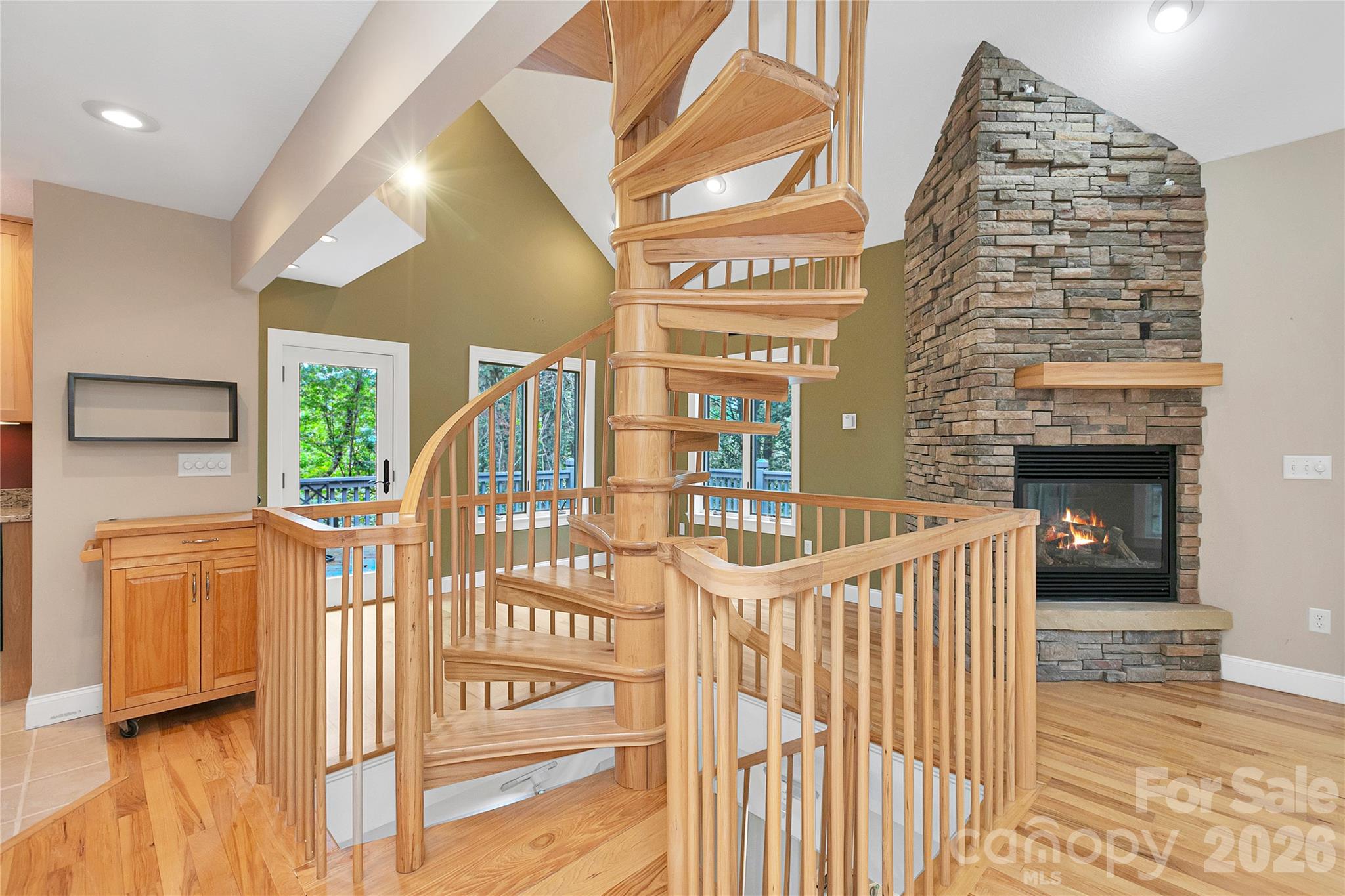 72 Memory Lane Property Photo 17