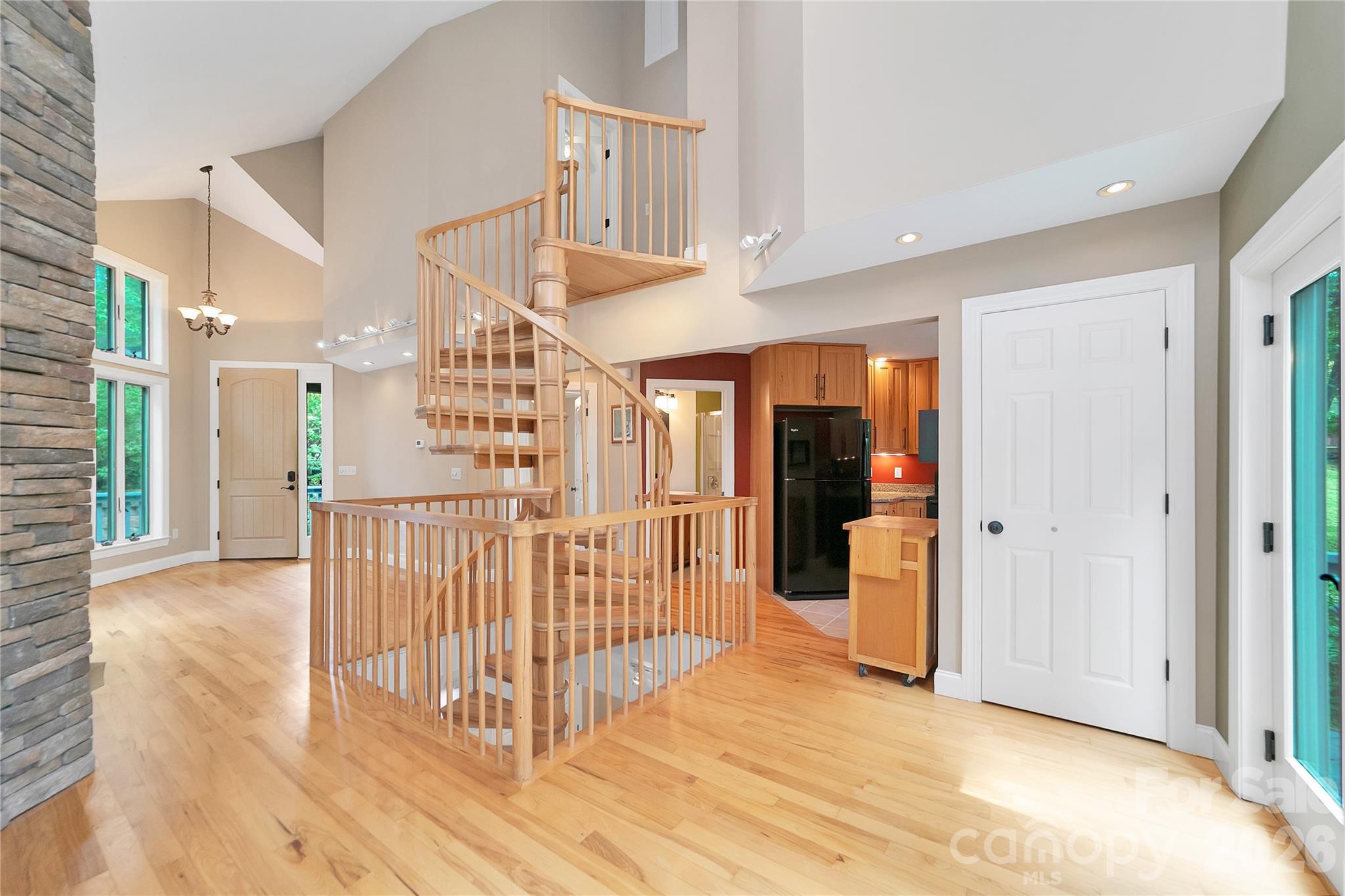72 Memory Lane Property Photo 18