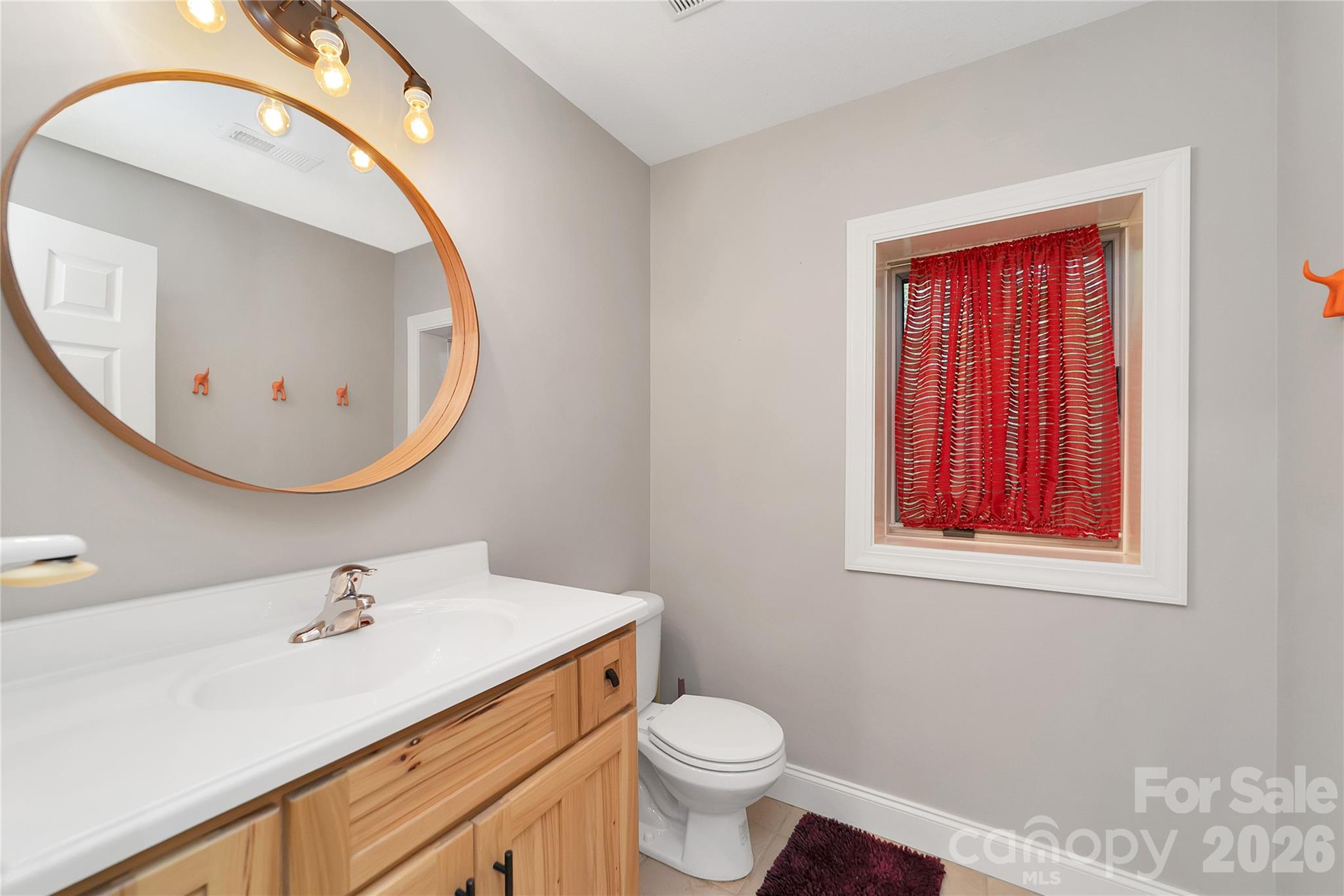 72 Memory Lane Property Photo 44