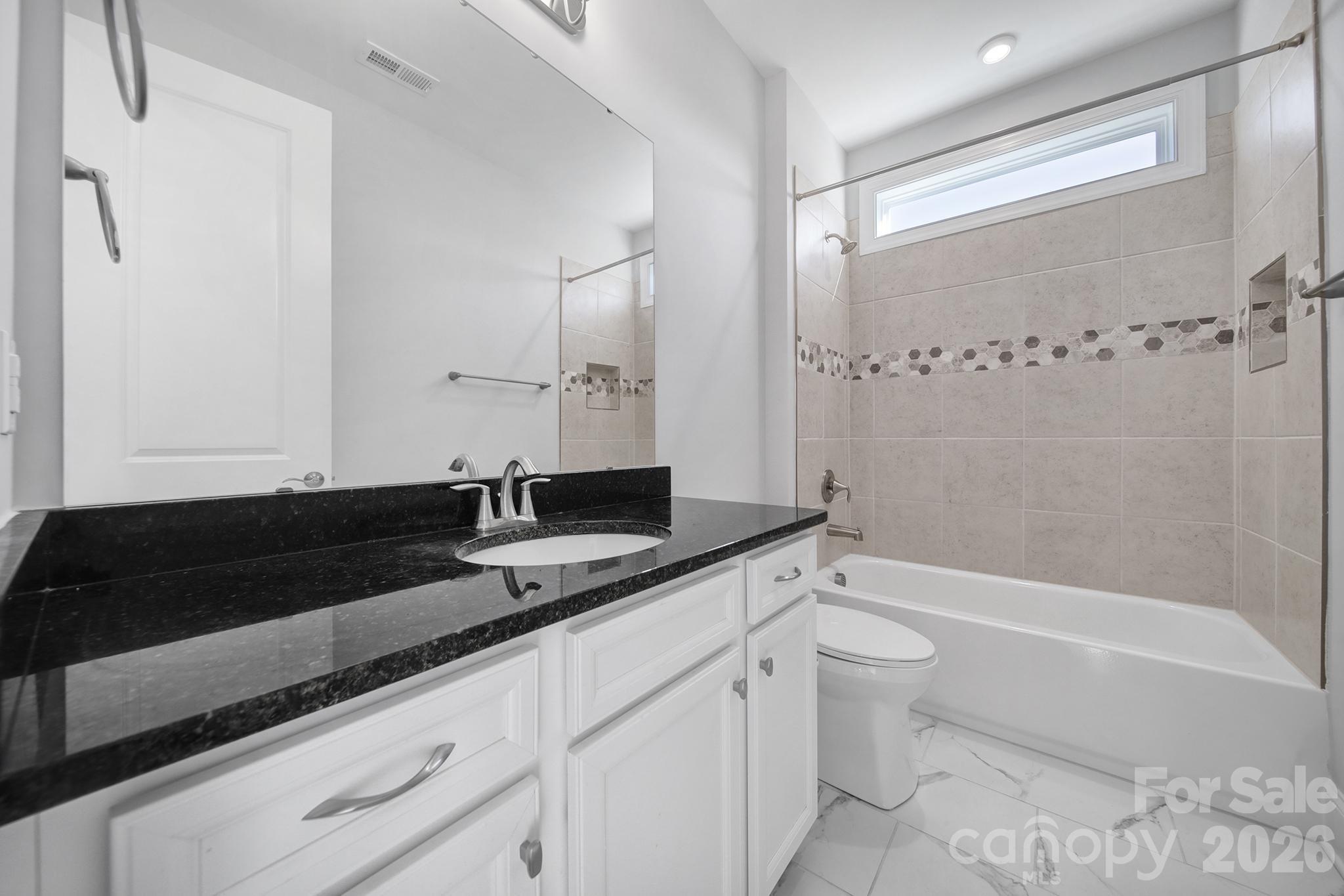 3509 Aqua Point Drive Property Photo 3