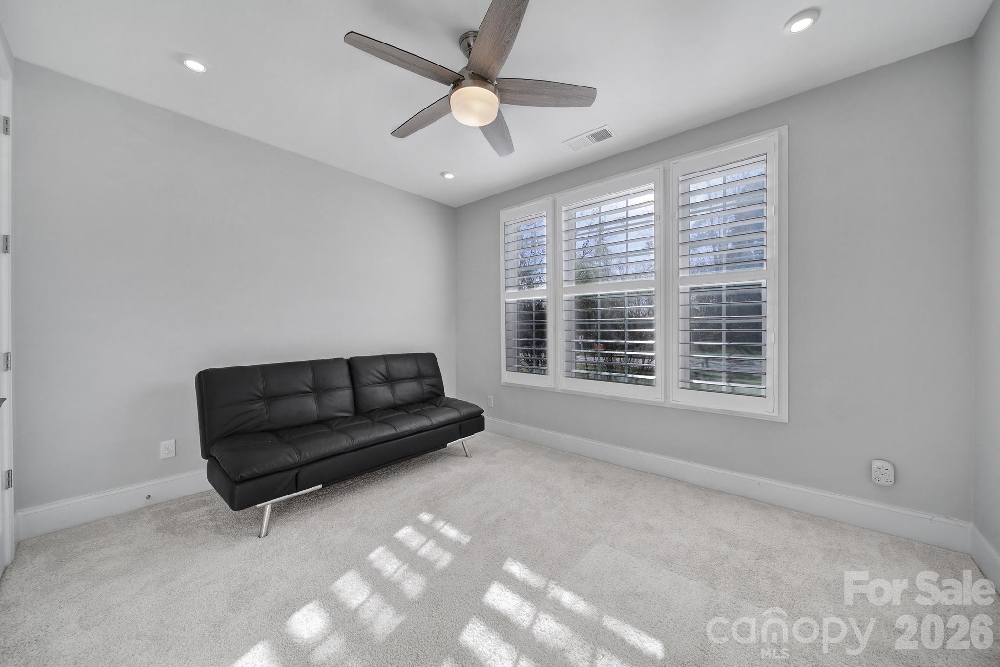 3509 Aqua Point Drive Property Photo 4