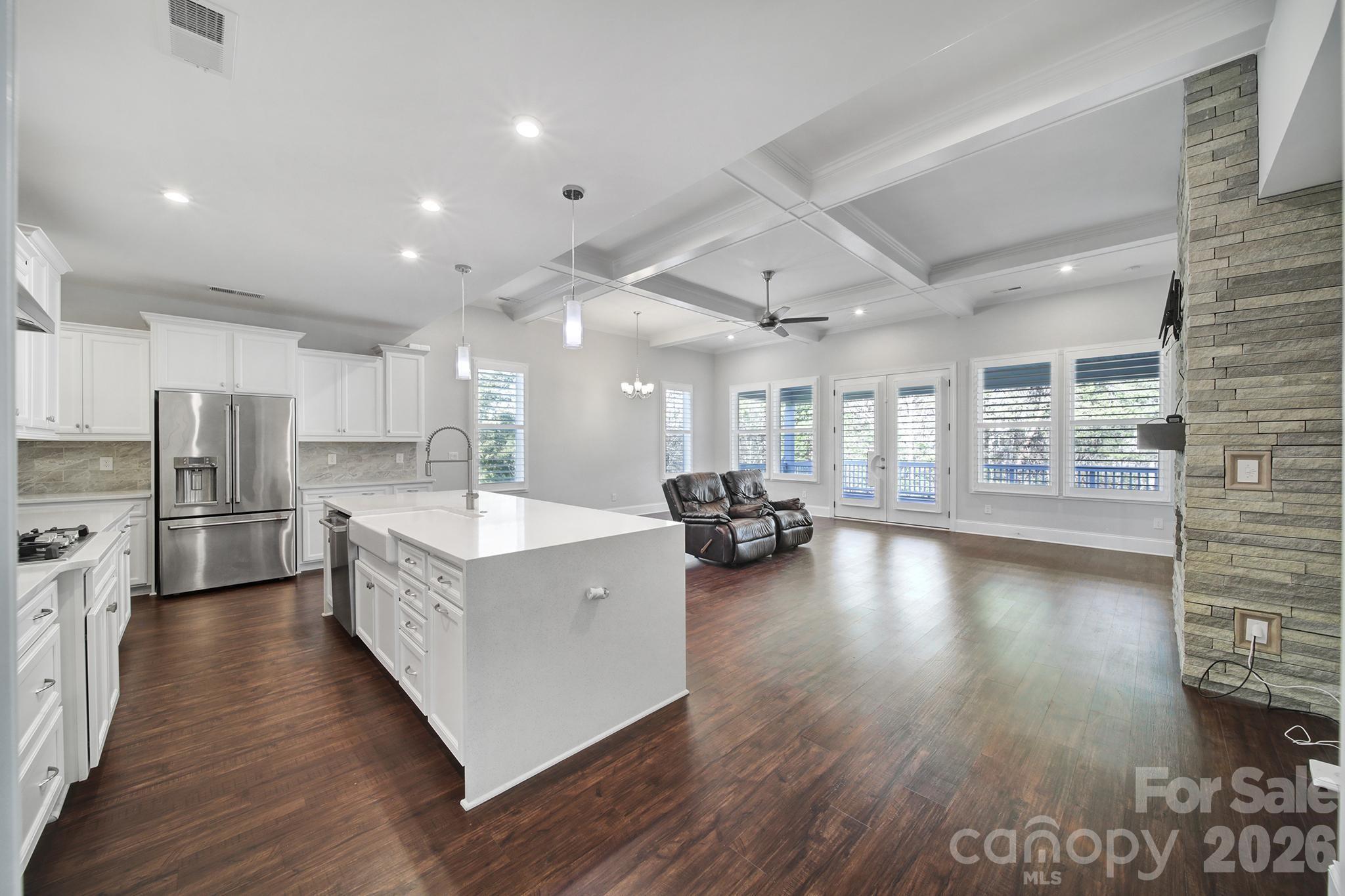 3509 Aqua Point Drive Property Photo 9