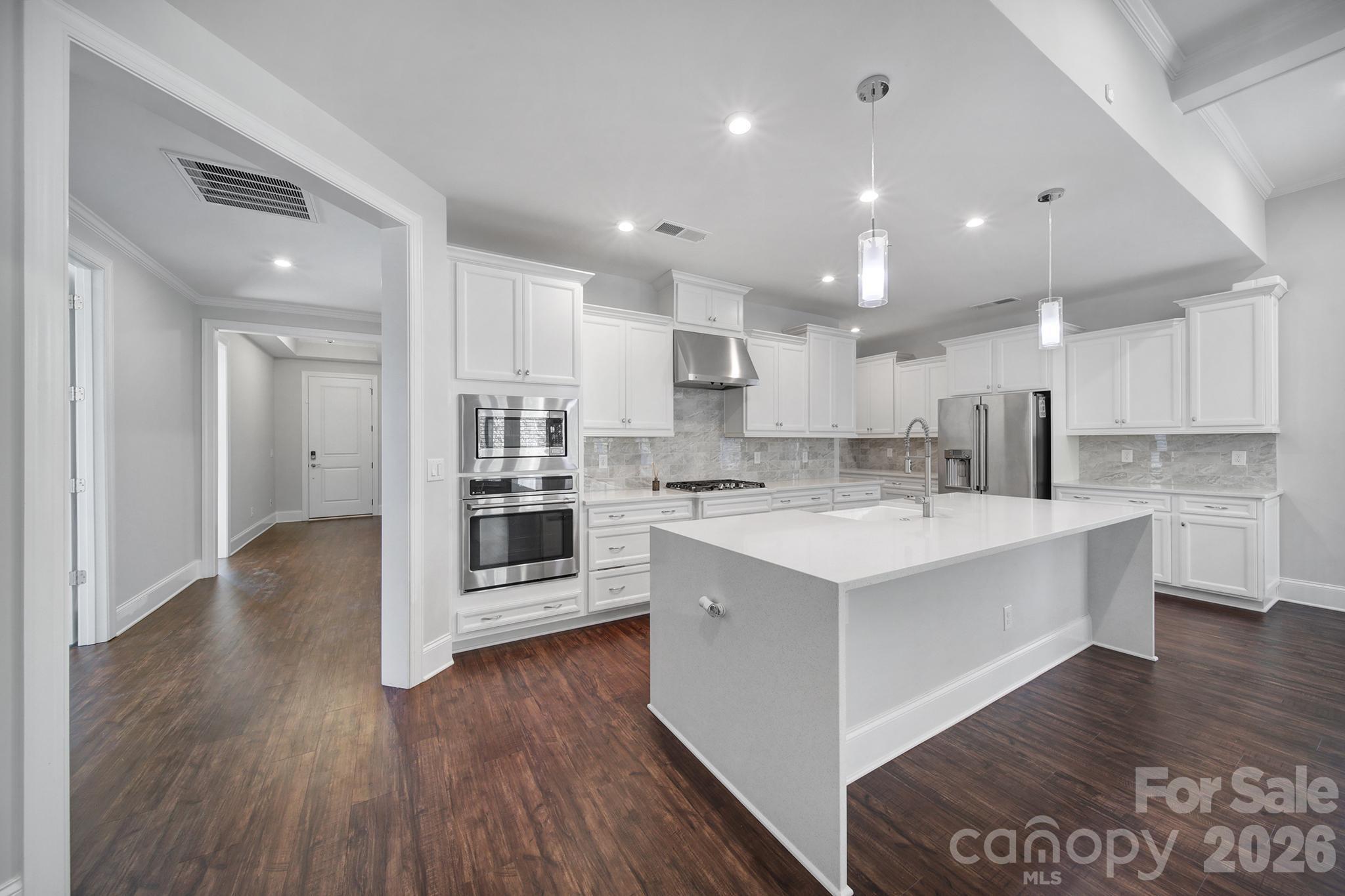 3509 Aqua Point Drive Property Photo 10