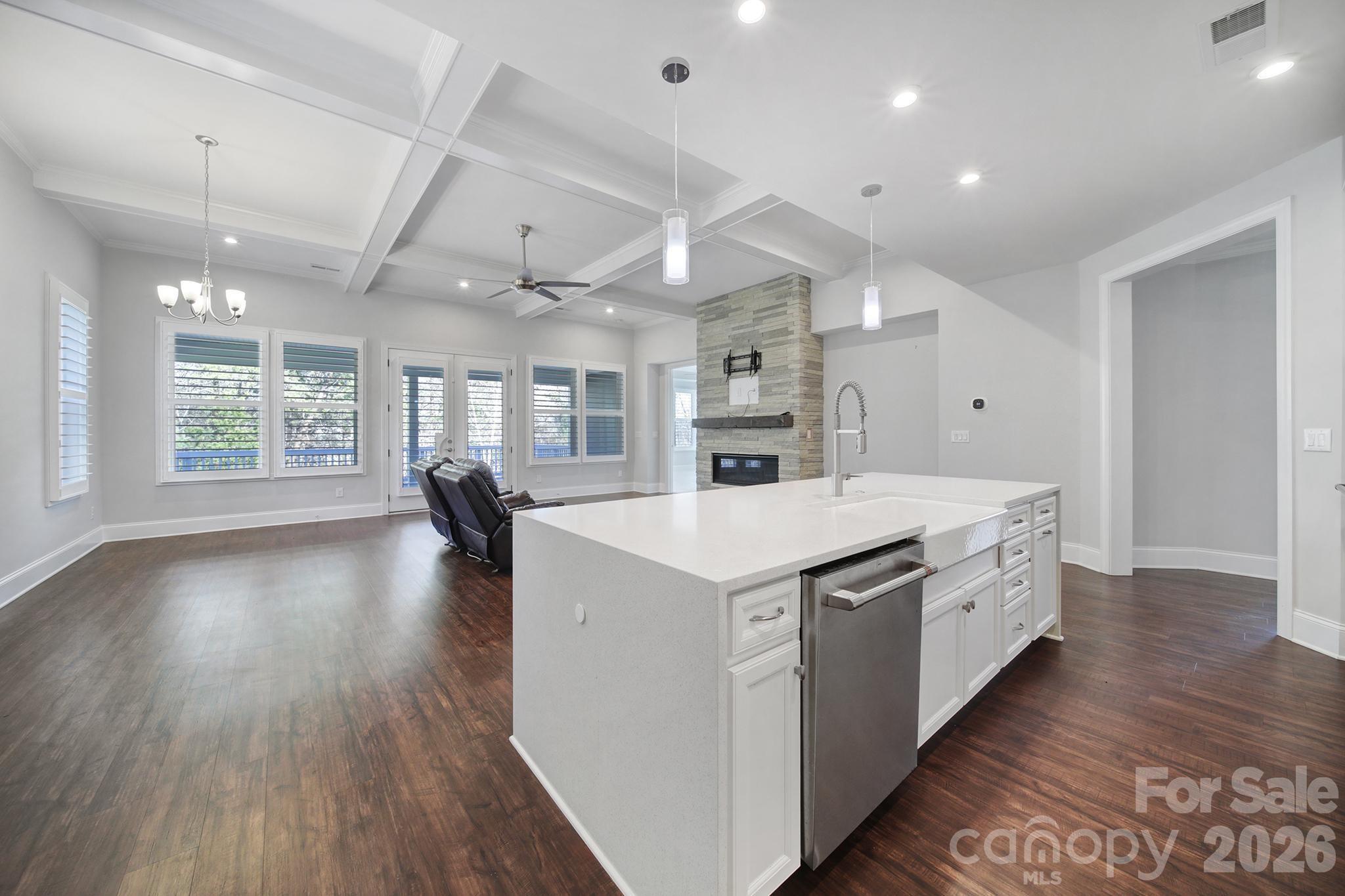 3509 Aqua Point Drive Property Photo 12
