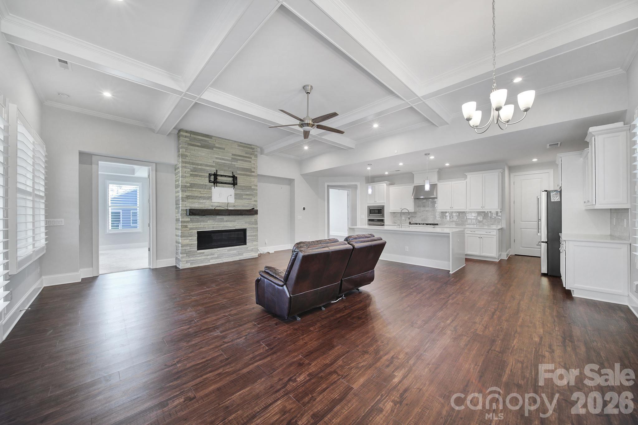 3509 Aqua Point Drive Property Photo 16