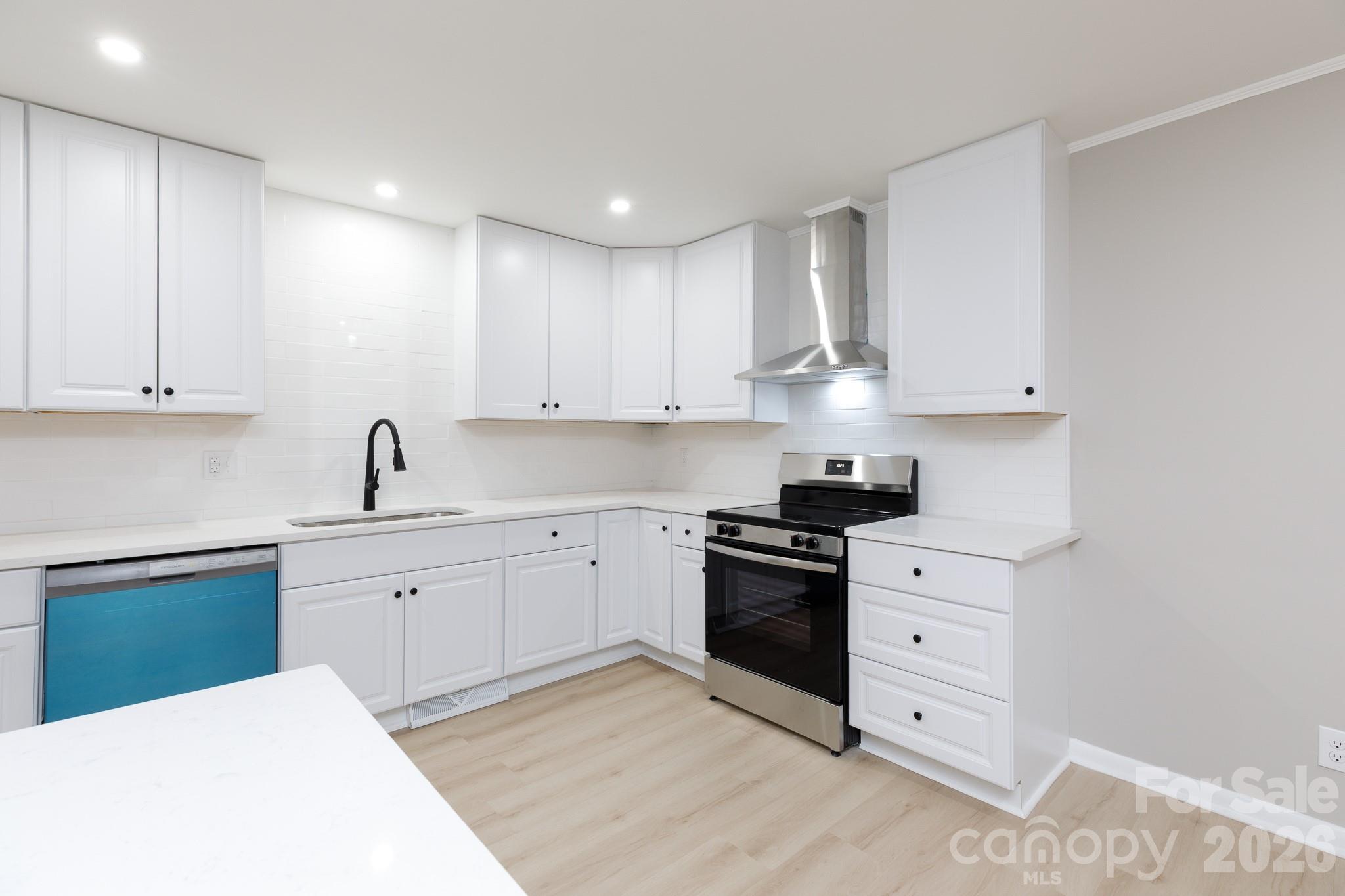 1621 Stonehill Place Property Photo 11