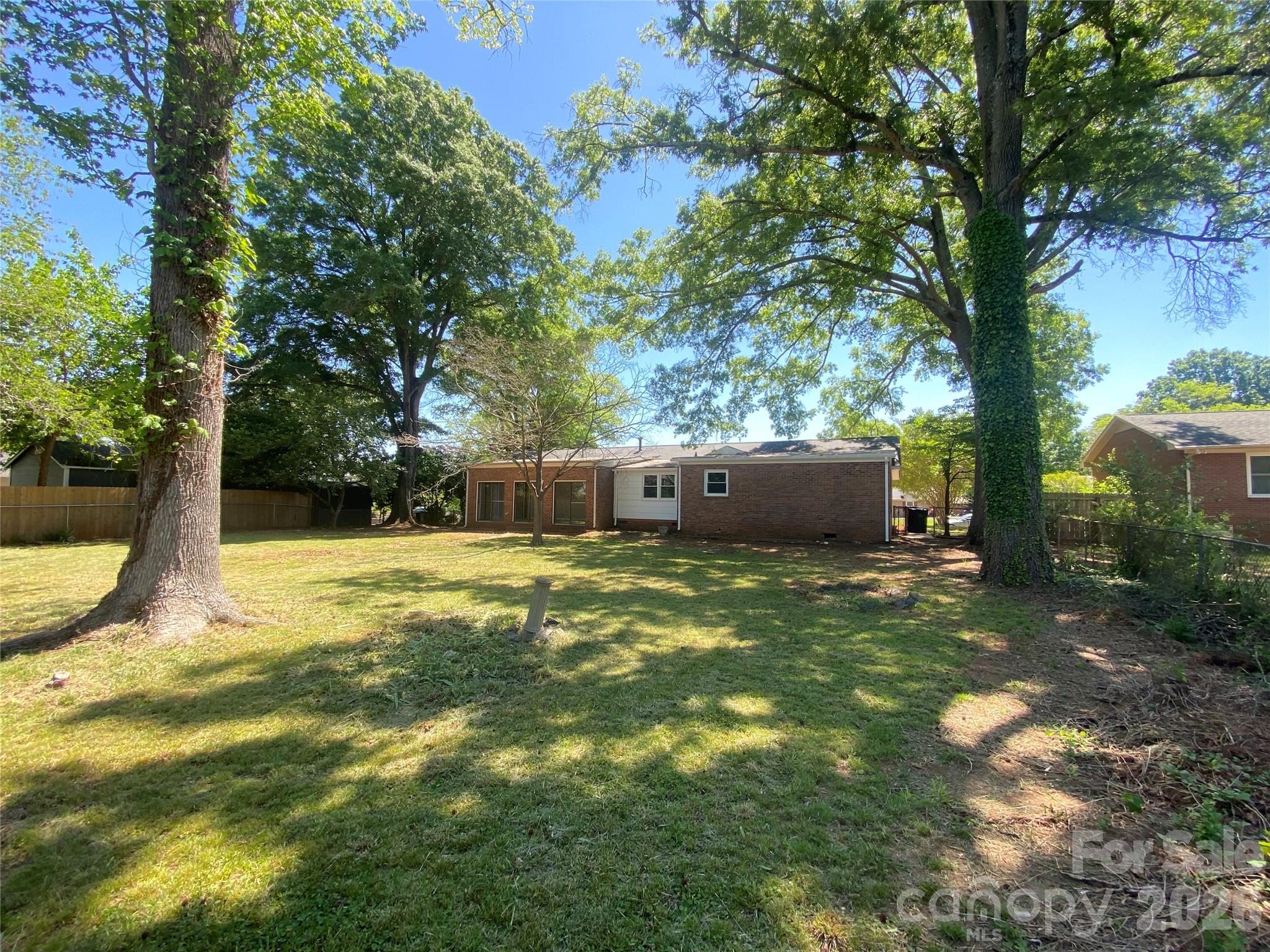 1621 Stonehill Place Property Photo 39