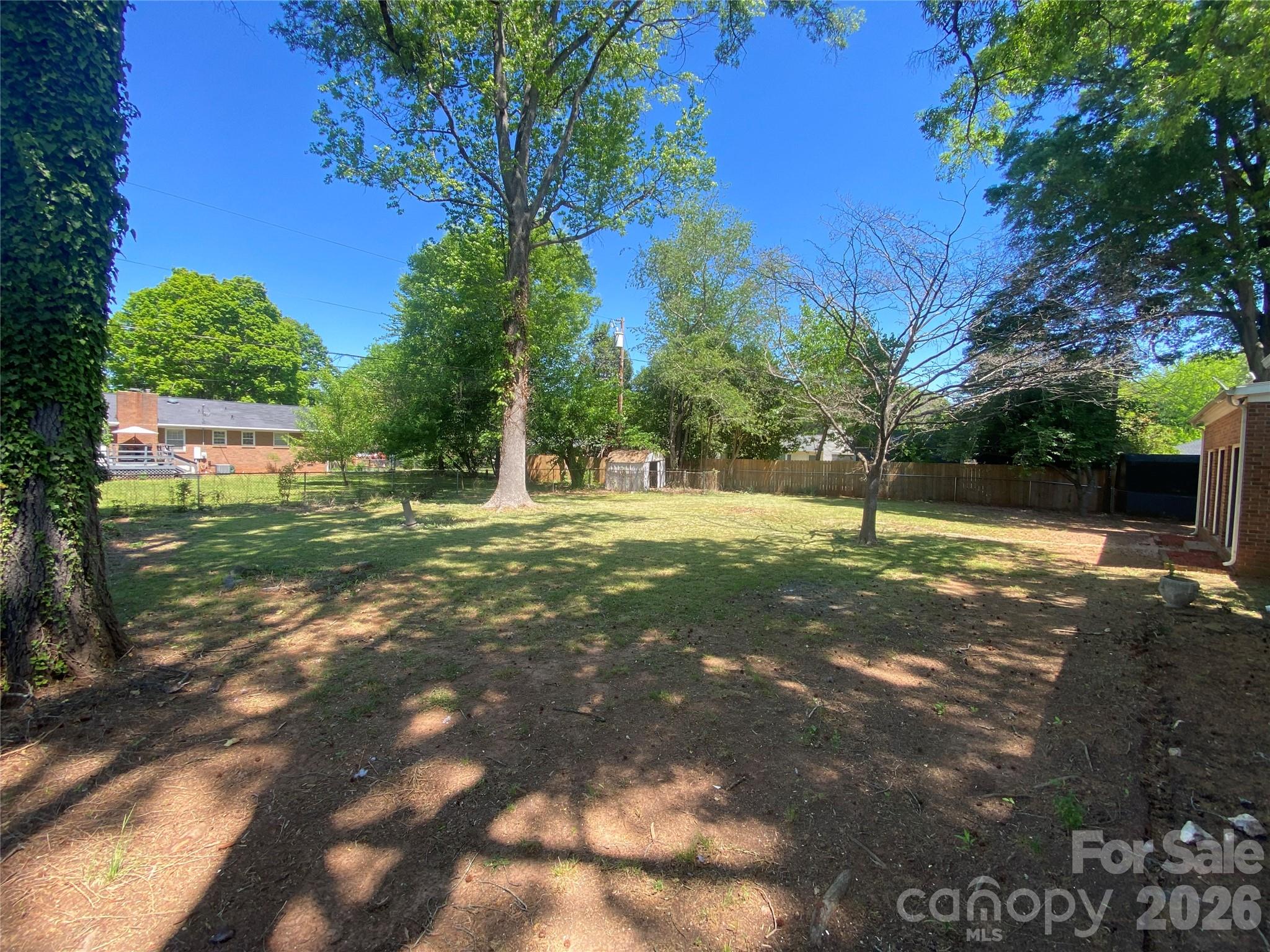 1621 Stonehill Place Property Photo 40