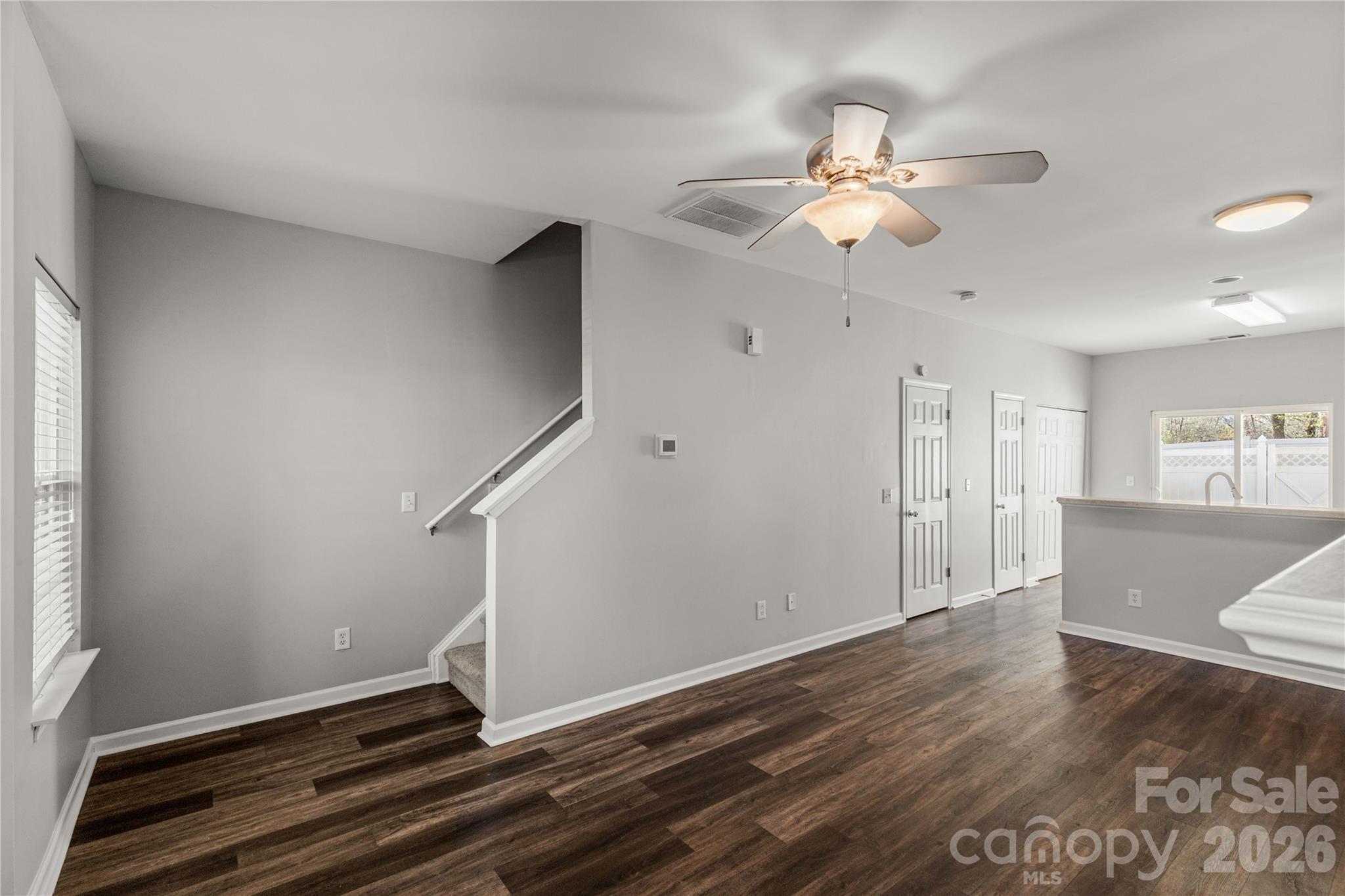 1272 Liberty Bell Court Property Photo 4