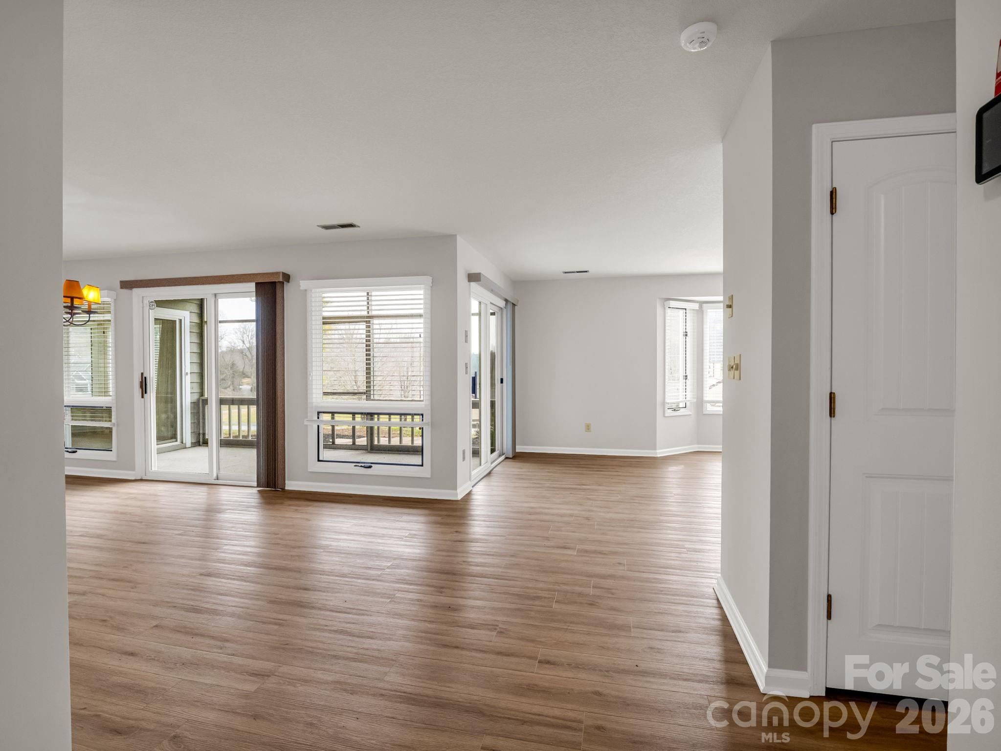 303 Golfside Drive Property Photo 7