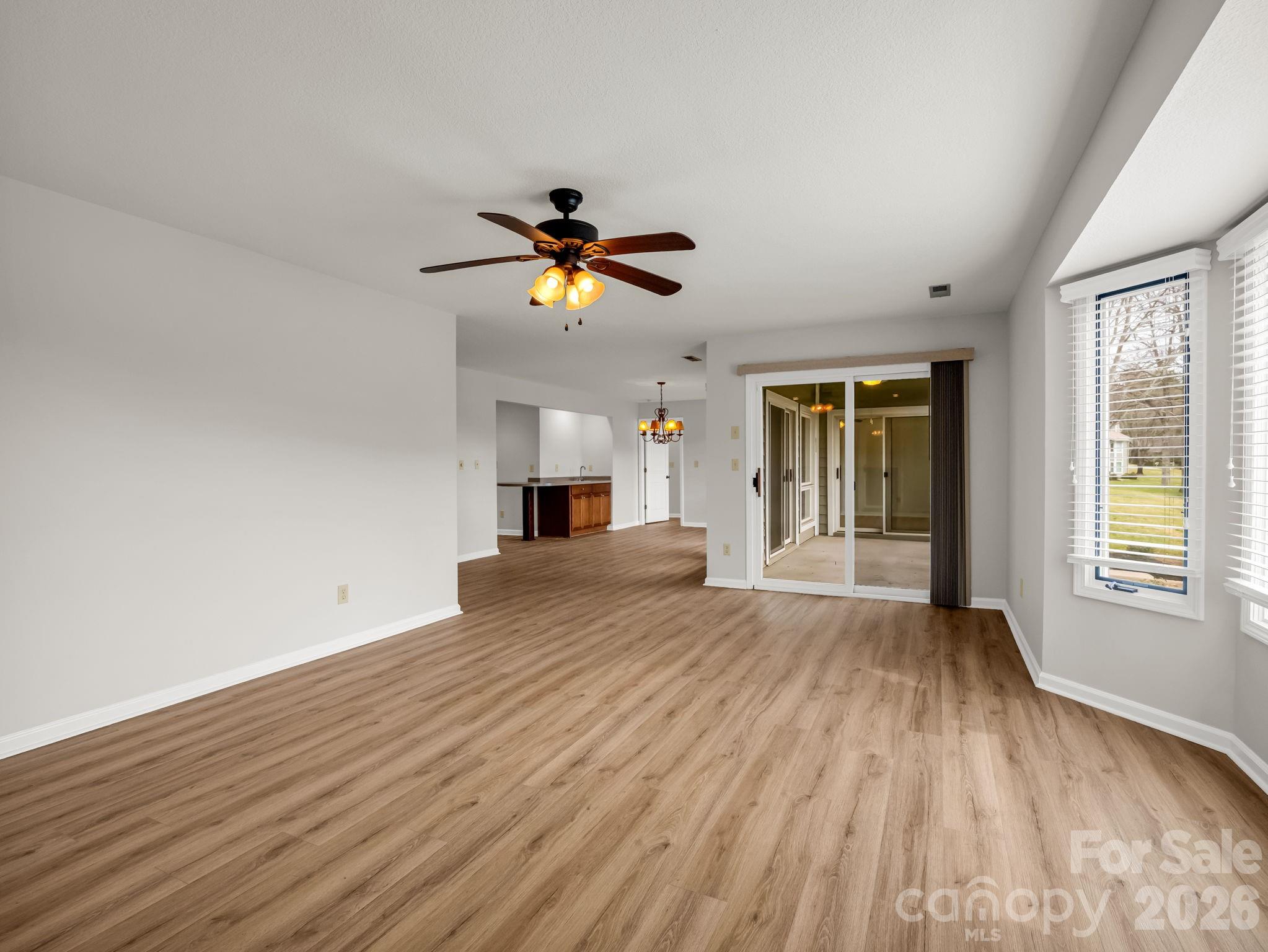 303 Golfside Drive Property Photo 9