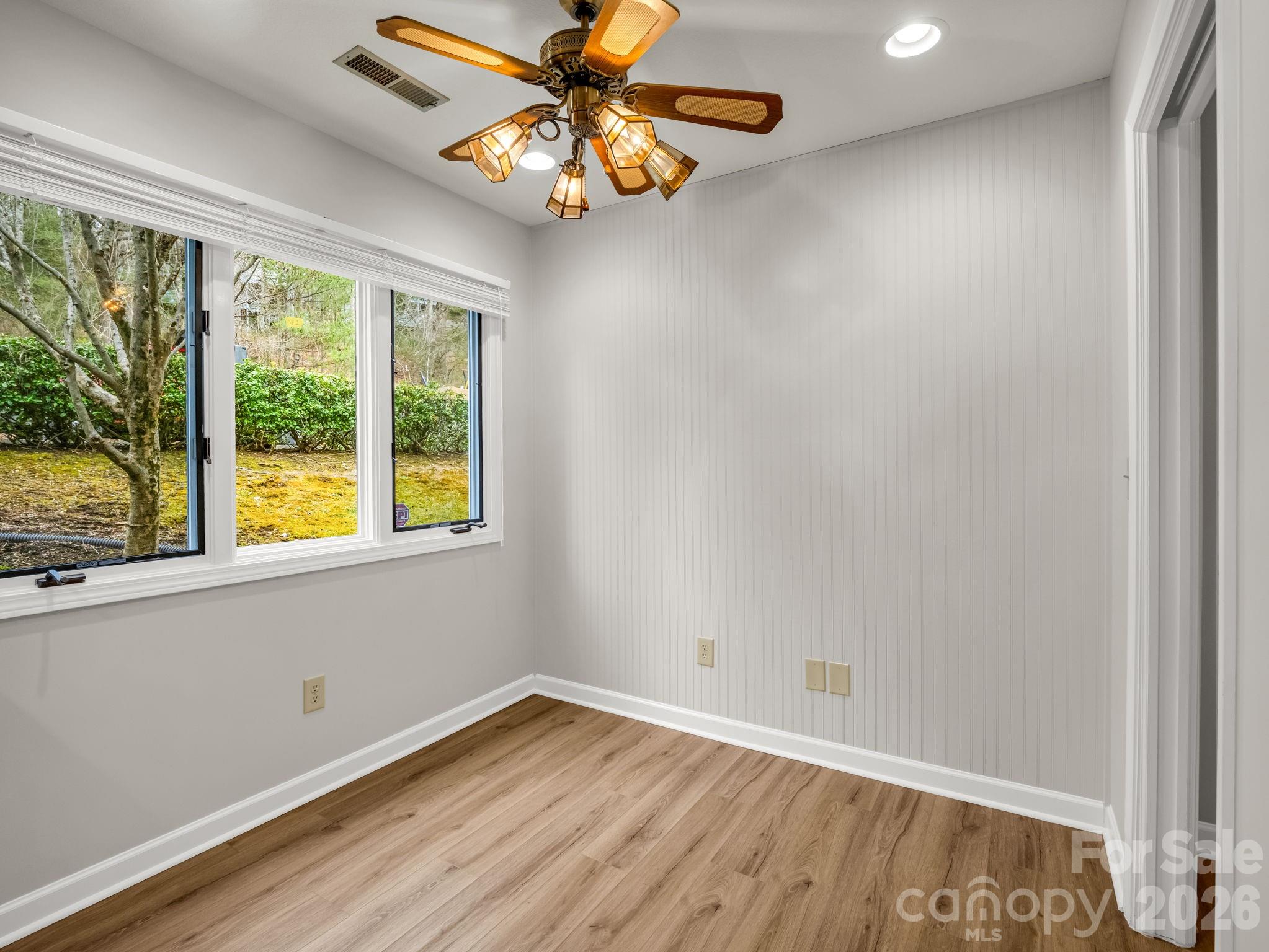 303 Golfside Drive Property Photo 18
