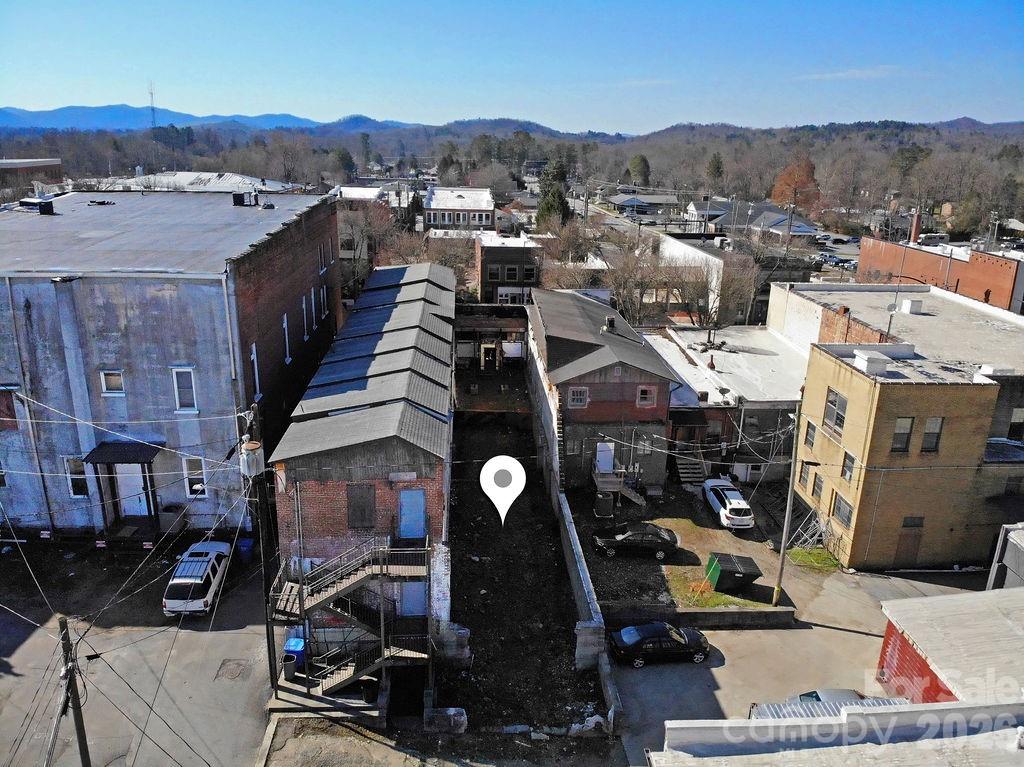 46 W Main Street Property Photo 6