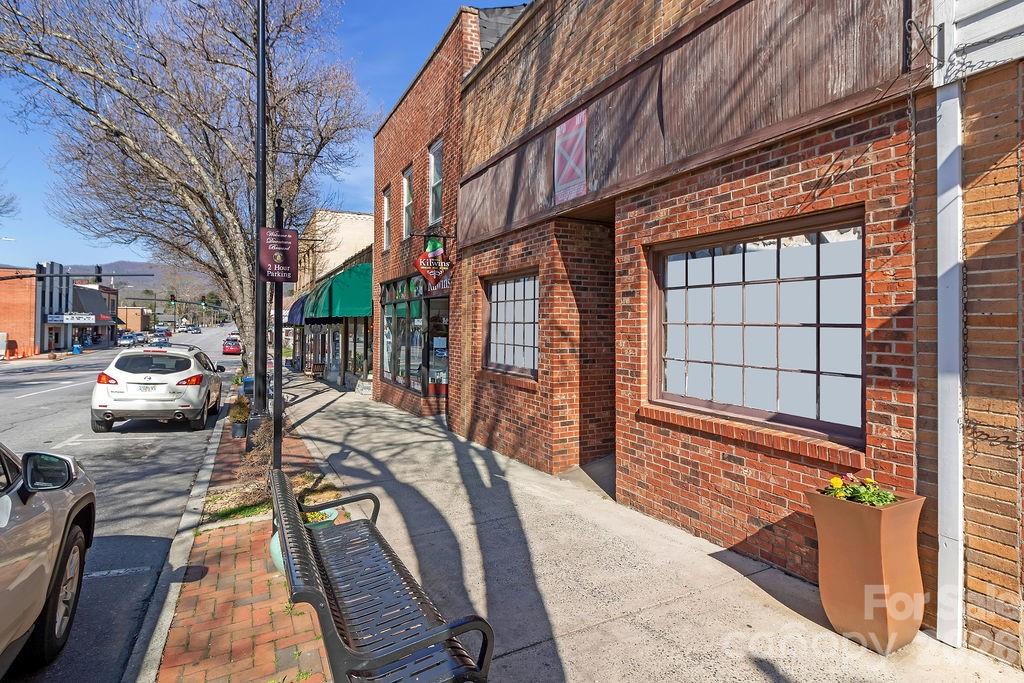 46 W Main Street Property Photo 10