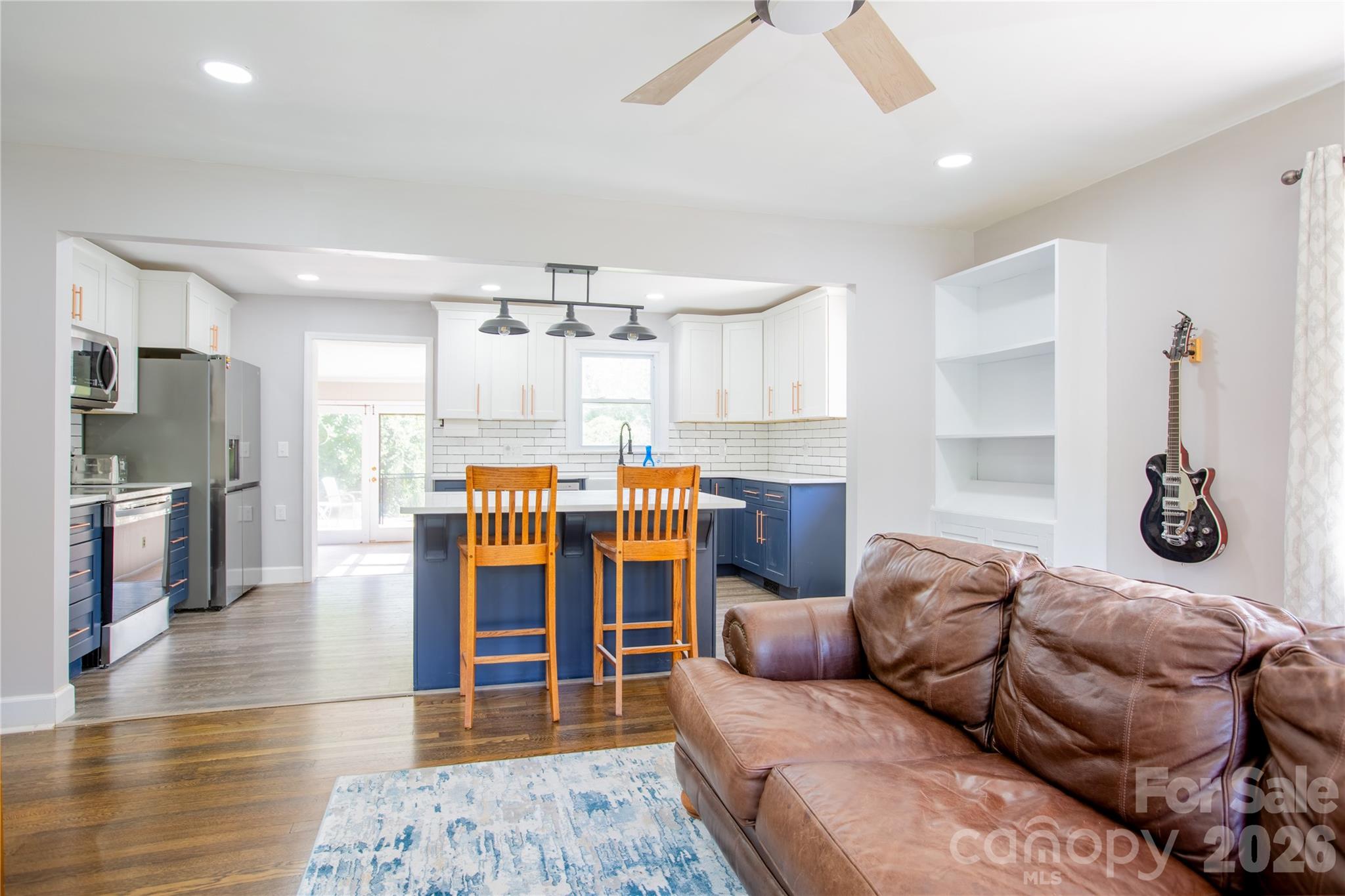 581 Clyde Drive Property Photo 9