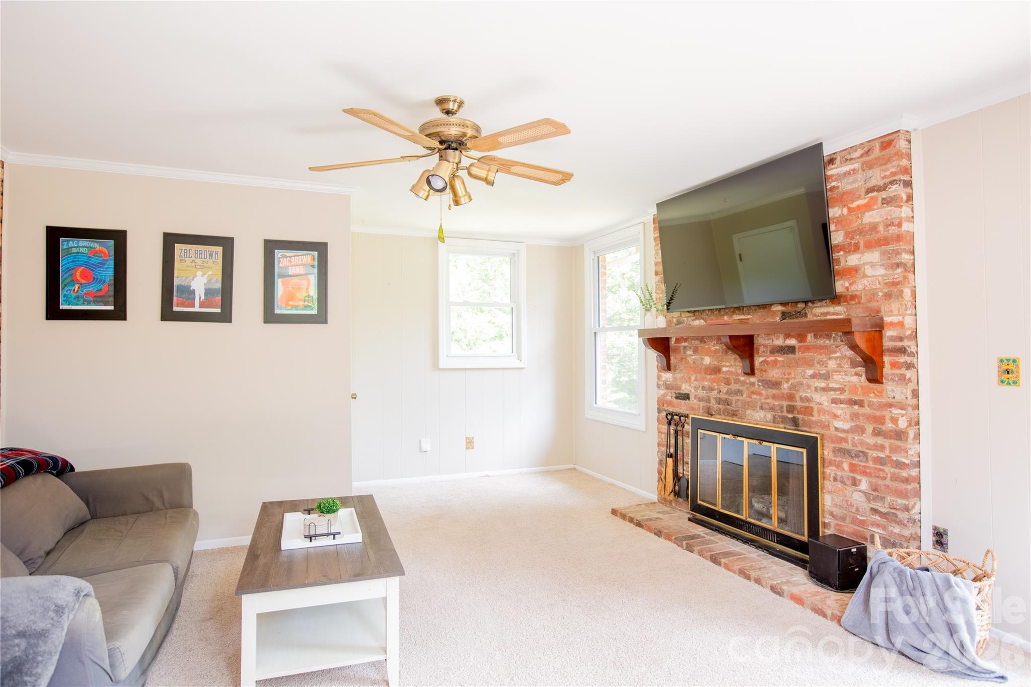 581 Clyde Drive Property Photo 10