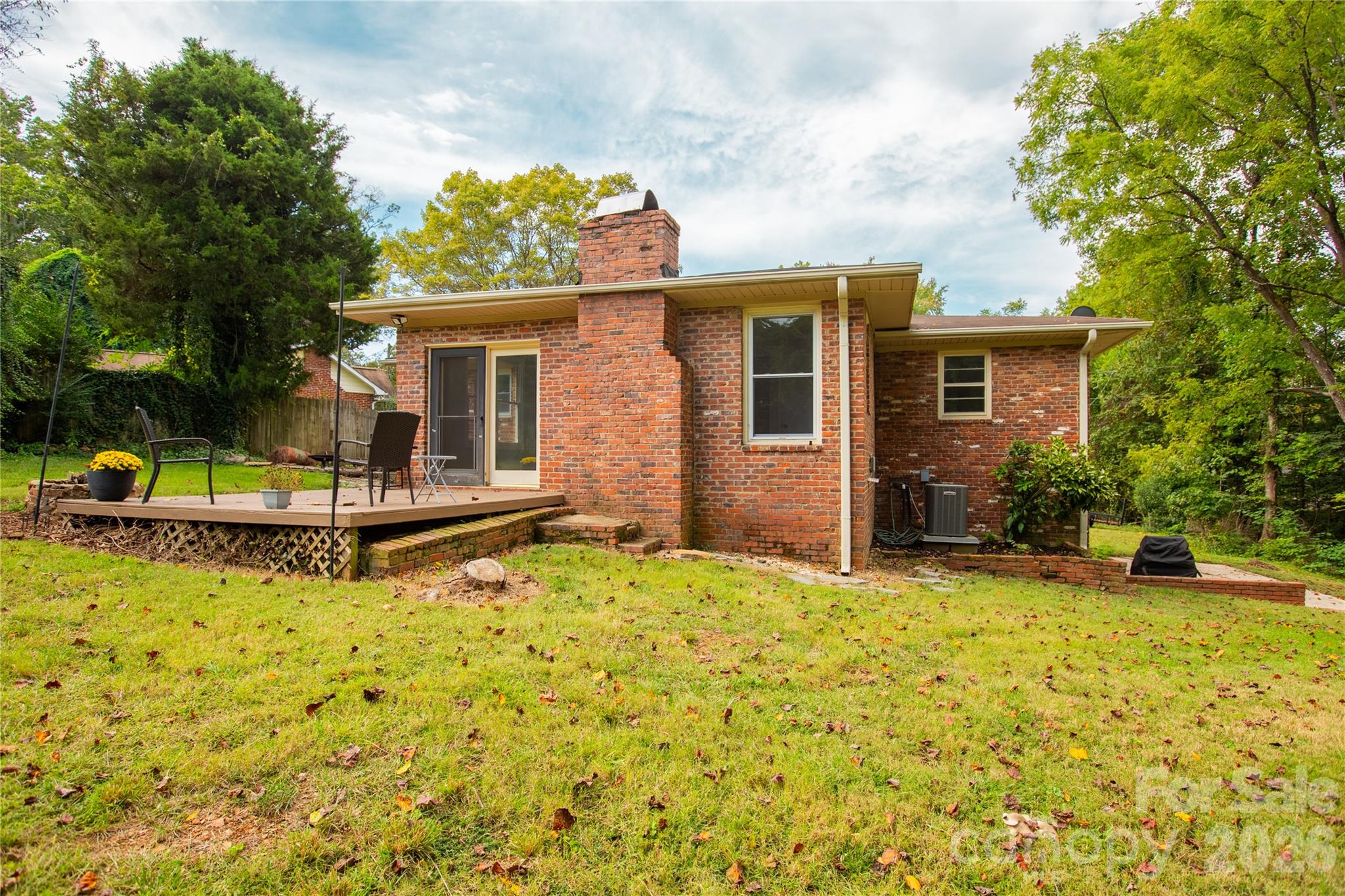 581 Clyde Drive Property Photo 26