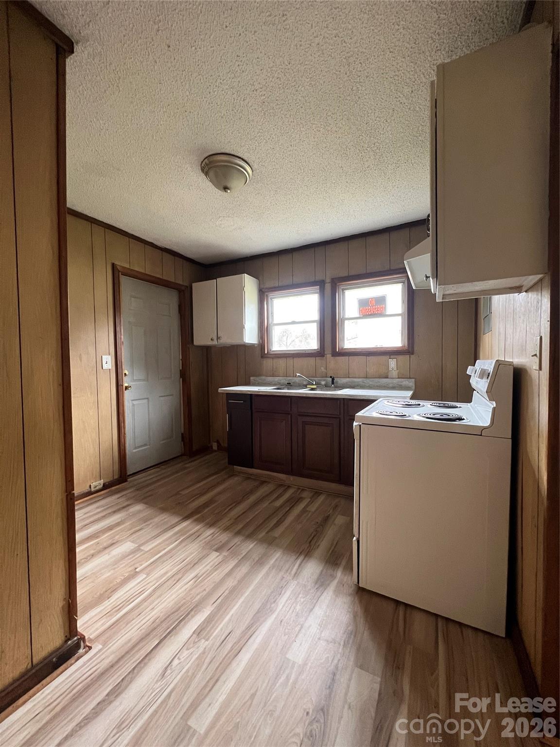 418 Orchard Street Property Photo 3