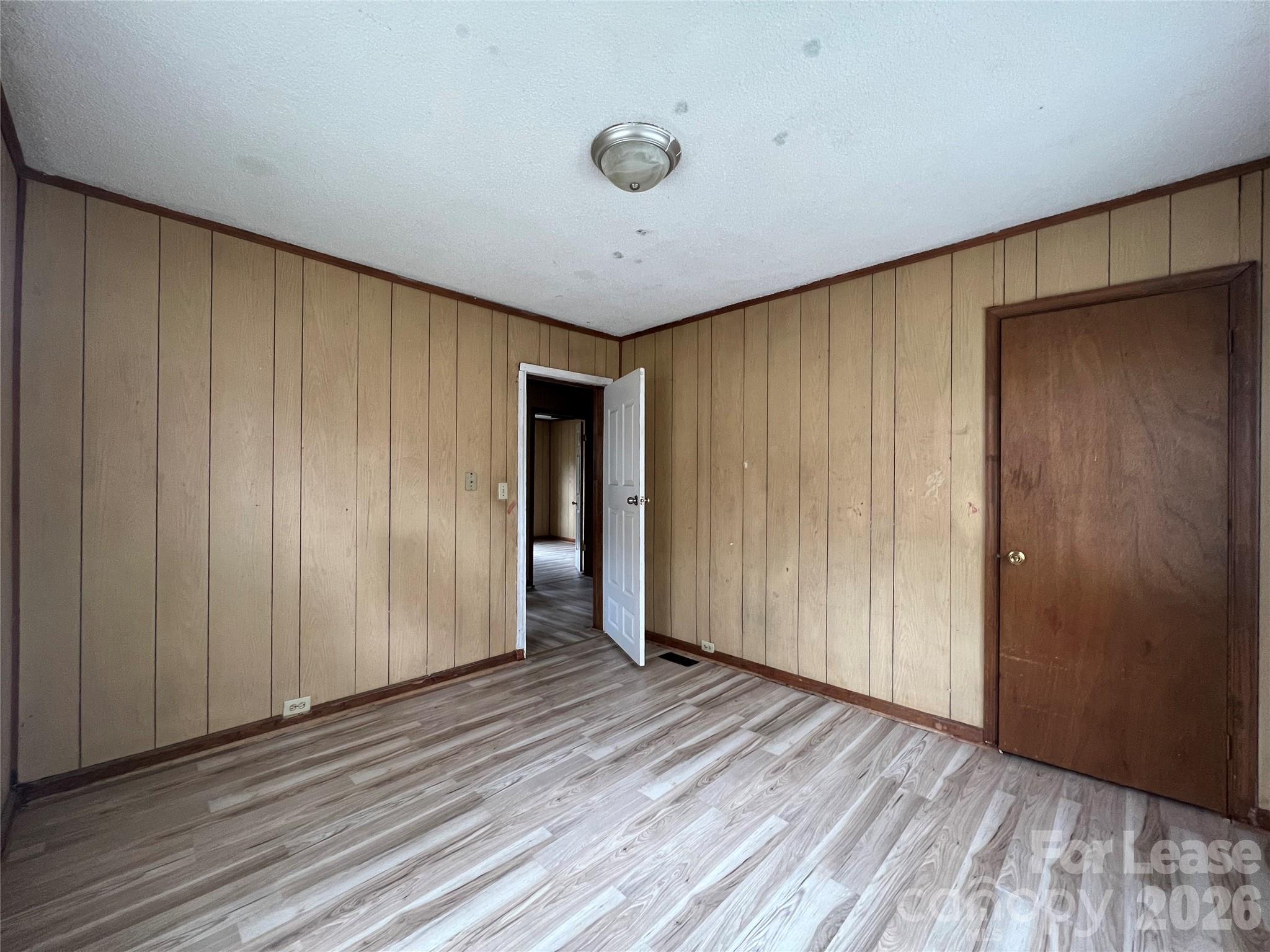 418 Orchard Street Property Photo 6