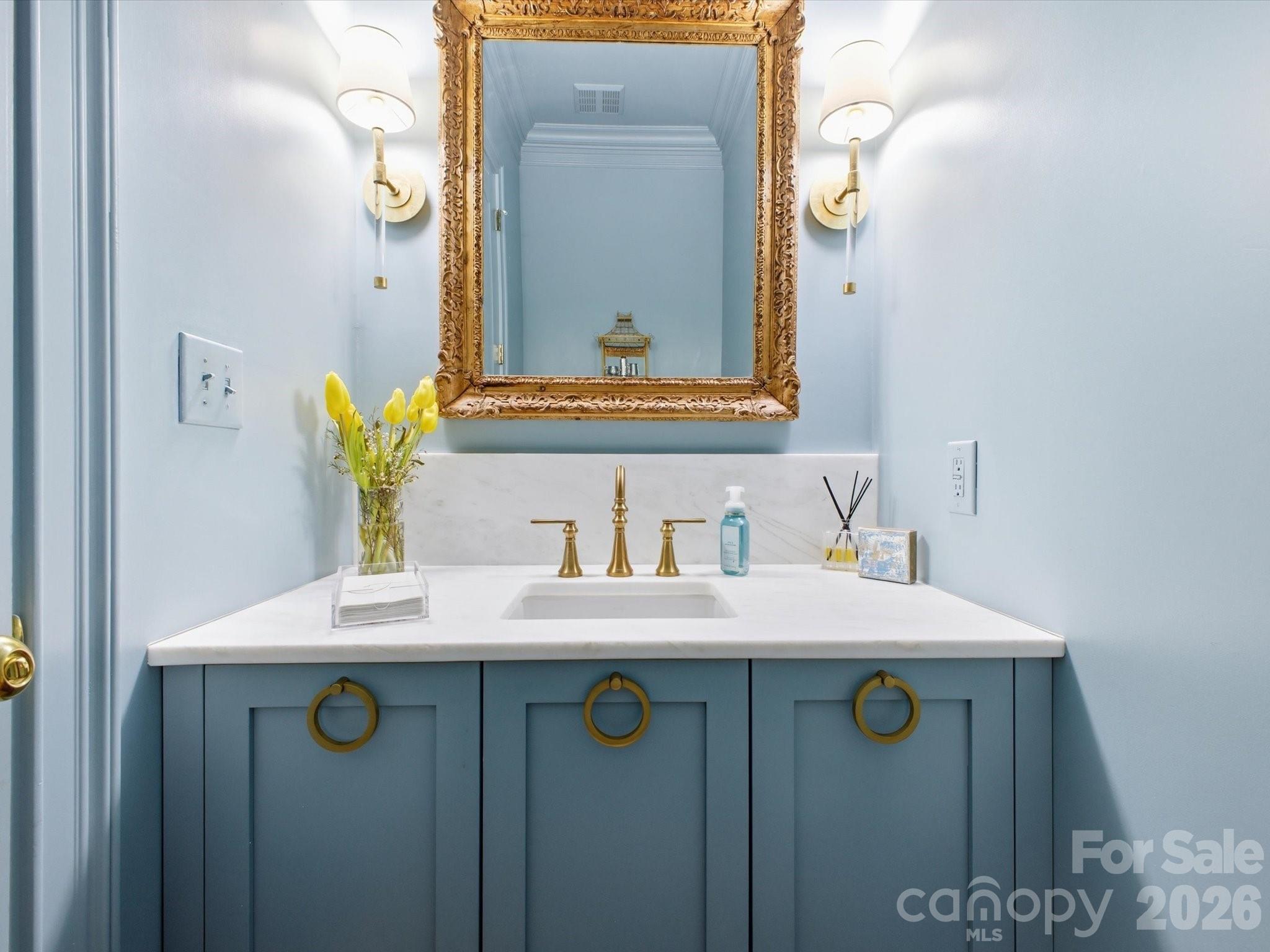 2917 Camden Park Place Property Photo 5