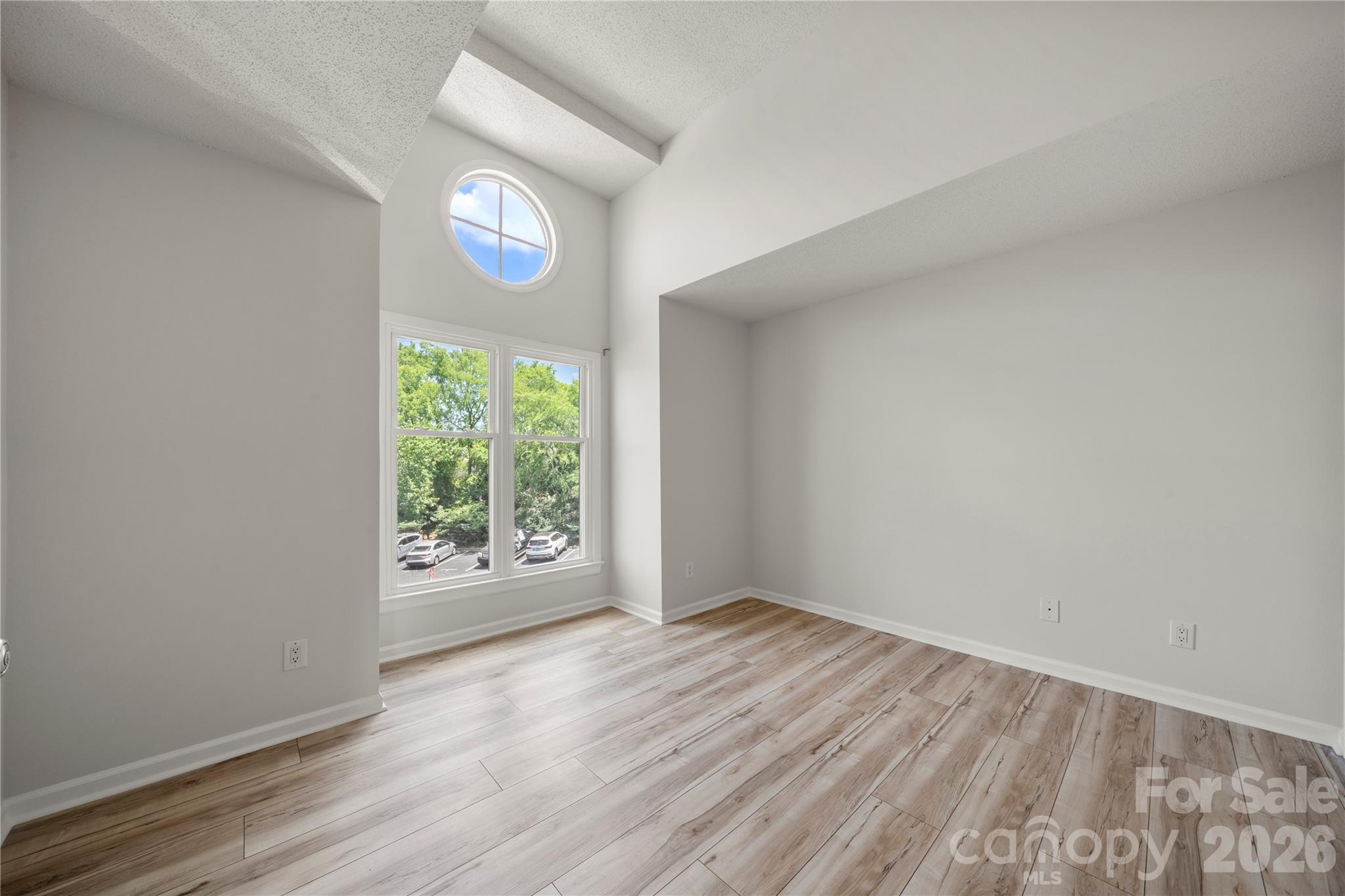 9037 J M Keynes Drive 28 Property Photo 10