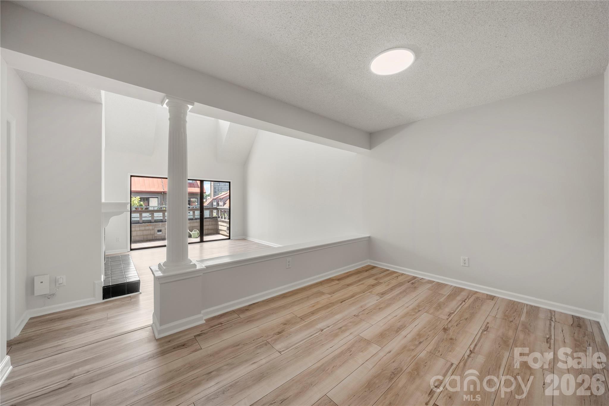9037 J M Keynes Drive 28 Property Photo 16
