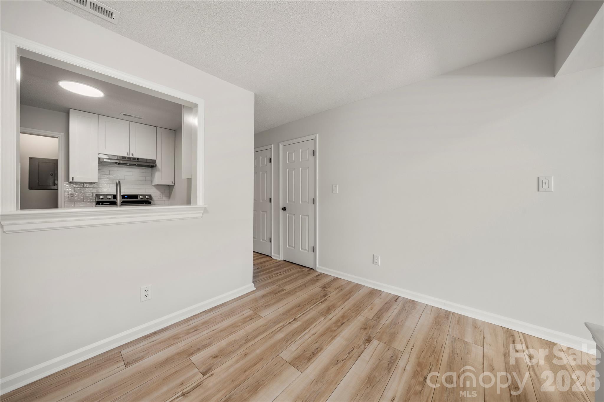 9037 J M Keynes Drive 28 Property Photo 17