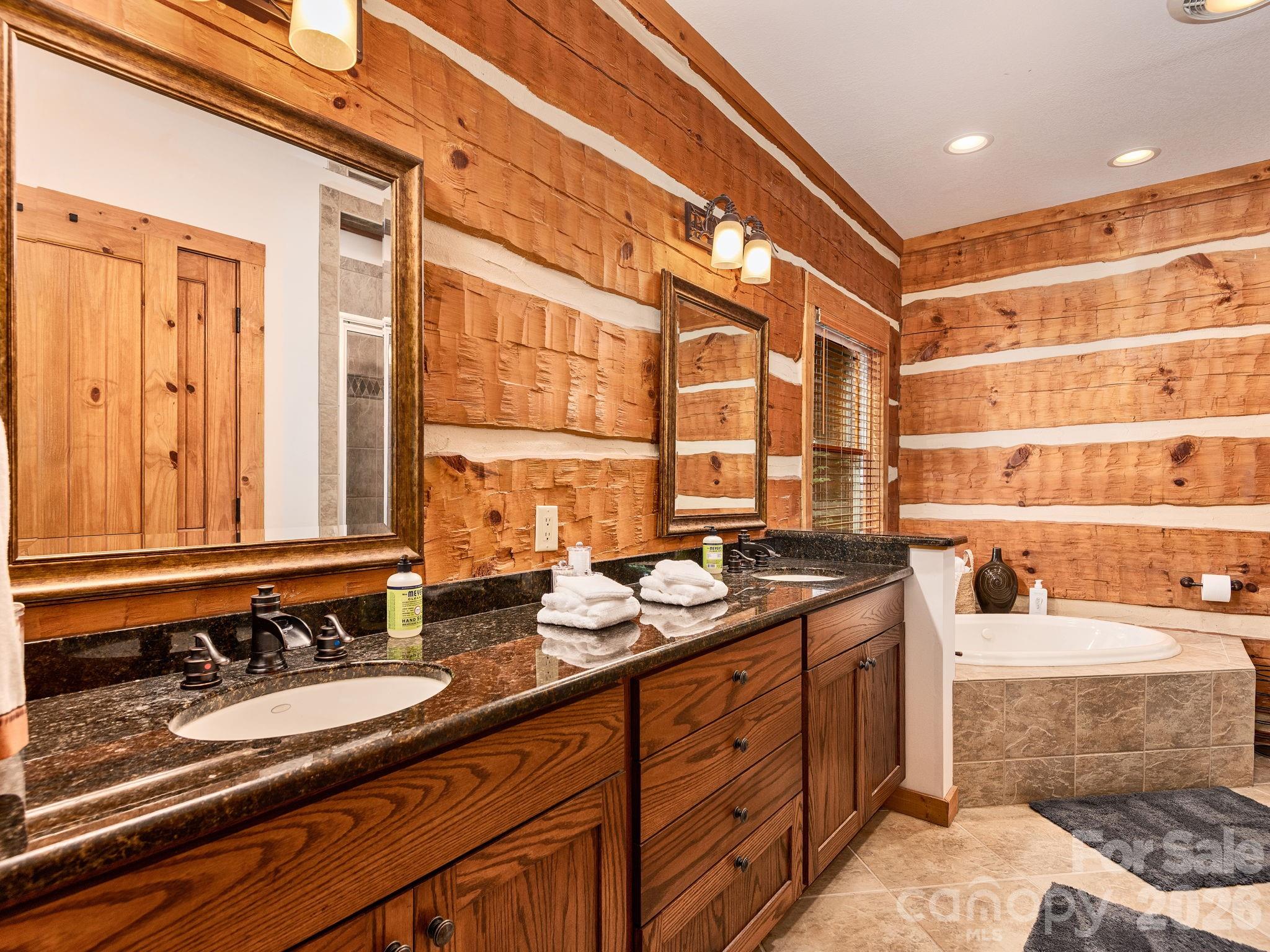 37 Grinnin Sun Road Property Photo 8