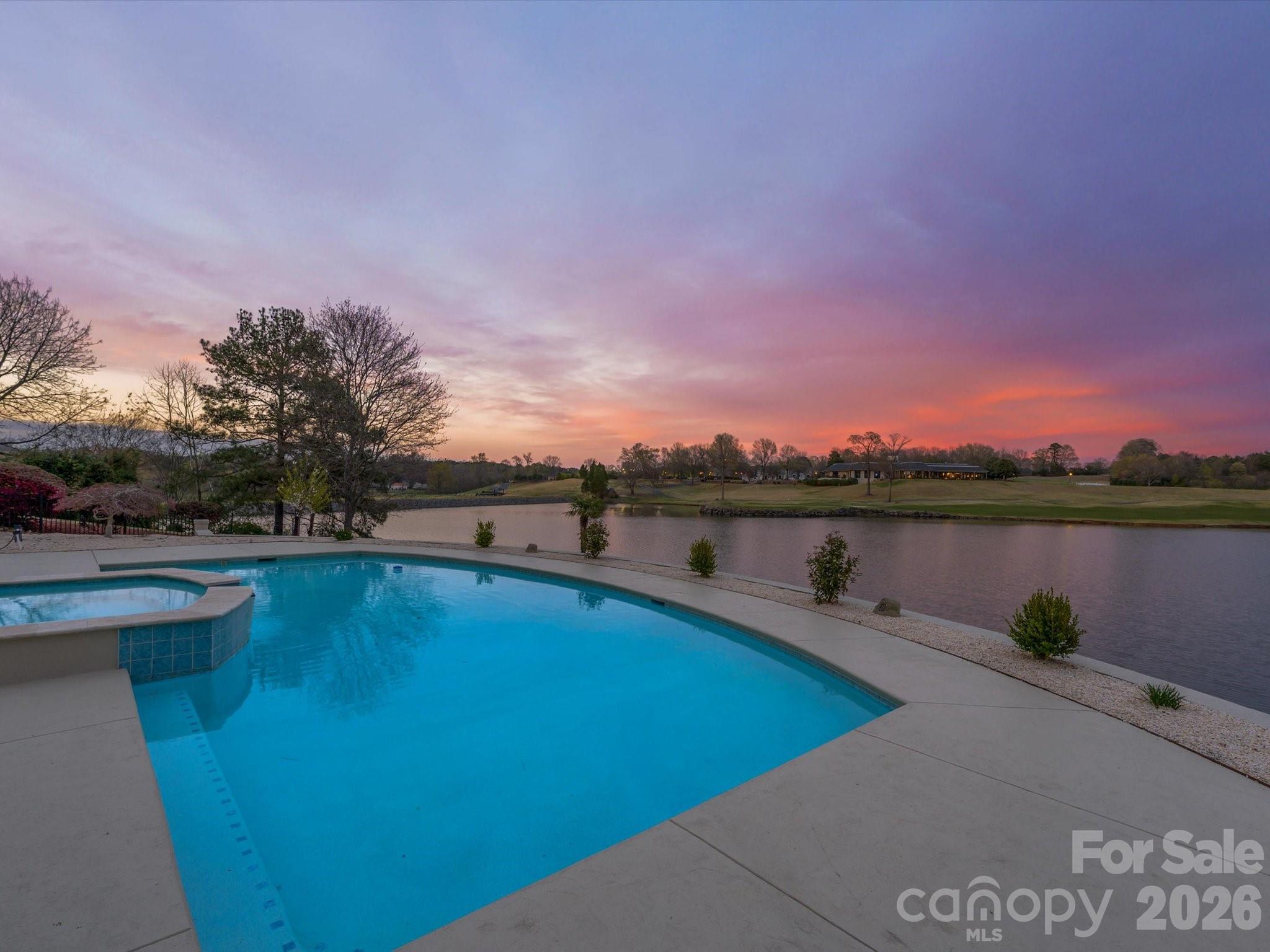 6905 Shinnecock Hill Lane Property Photo 6