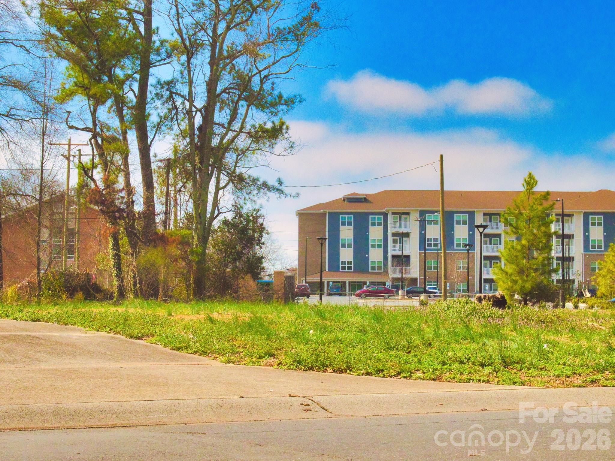 719 Yuma Street