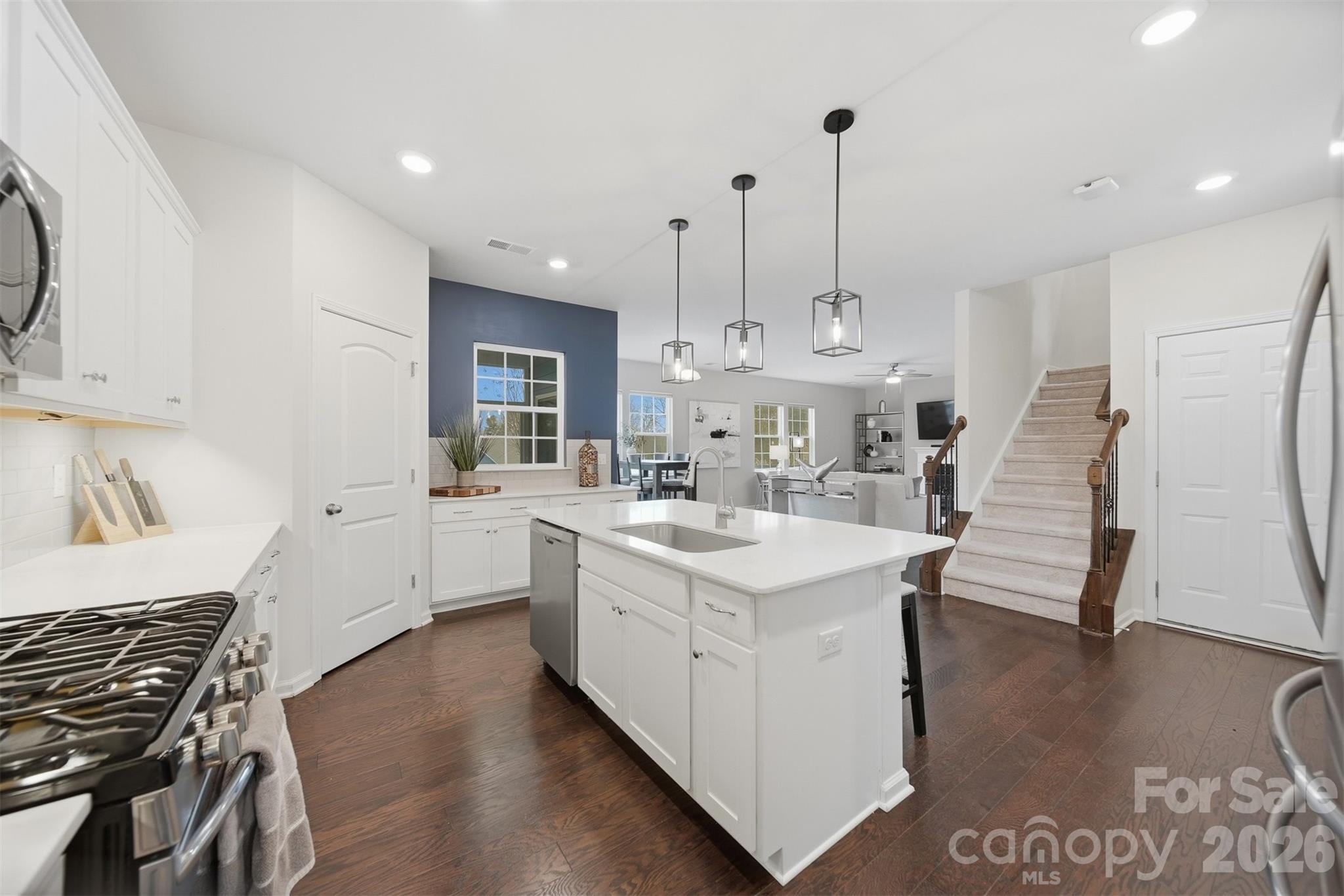 128 W Morehouse Avenue Property Photo 7