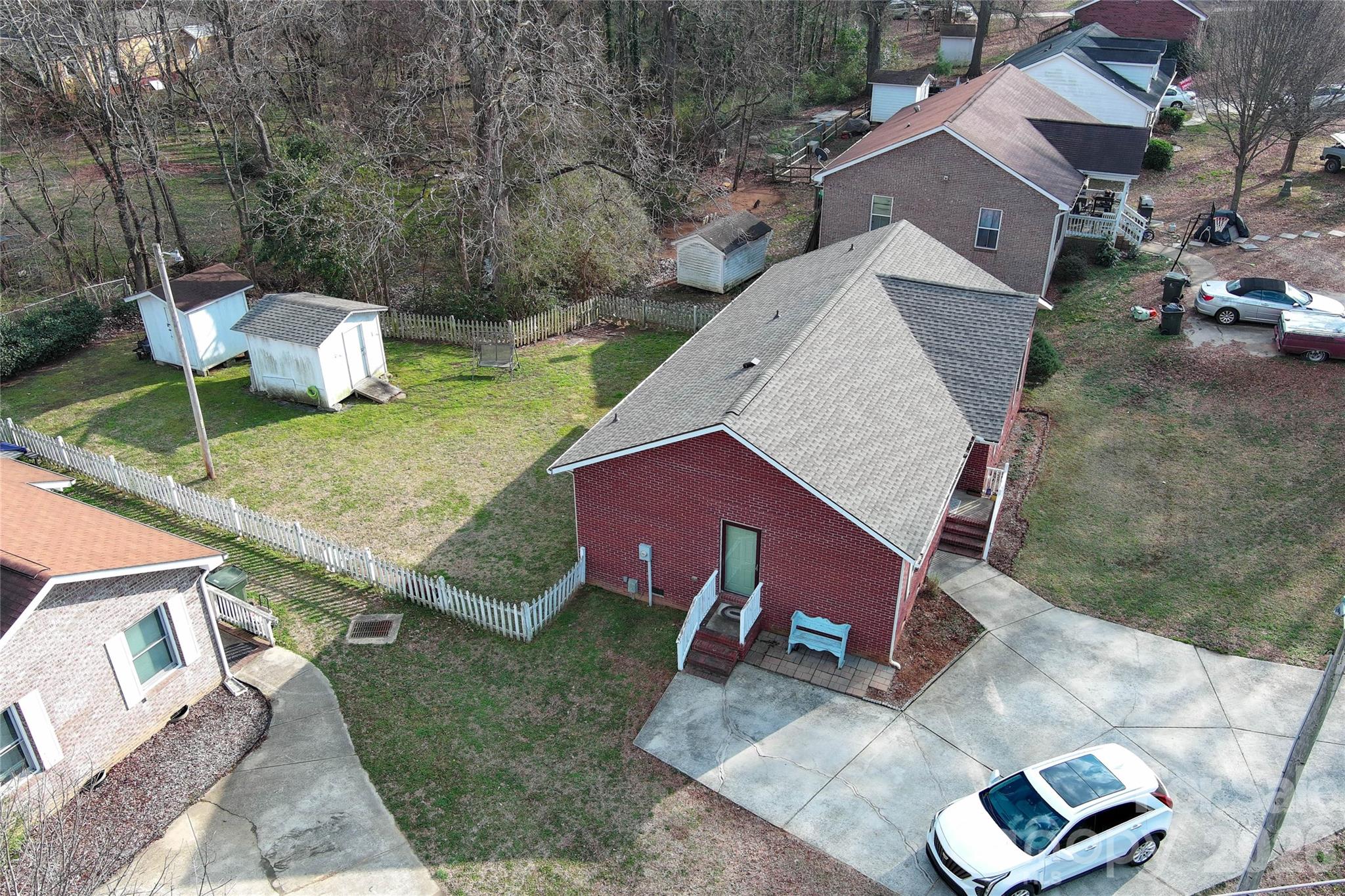 1812 Icemorlee Street Property Photo 17
