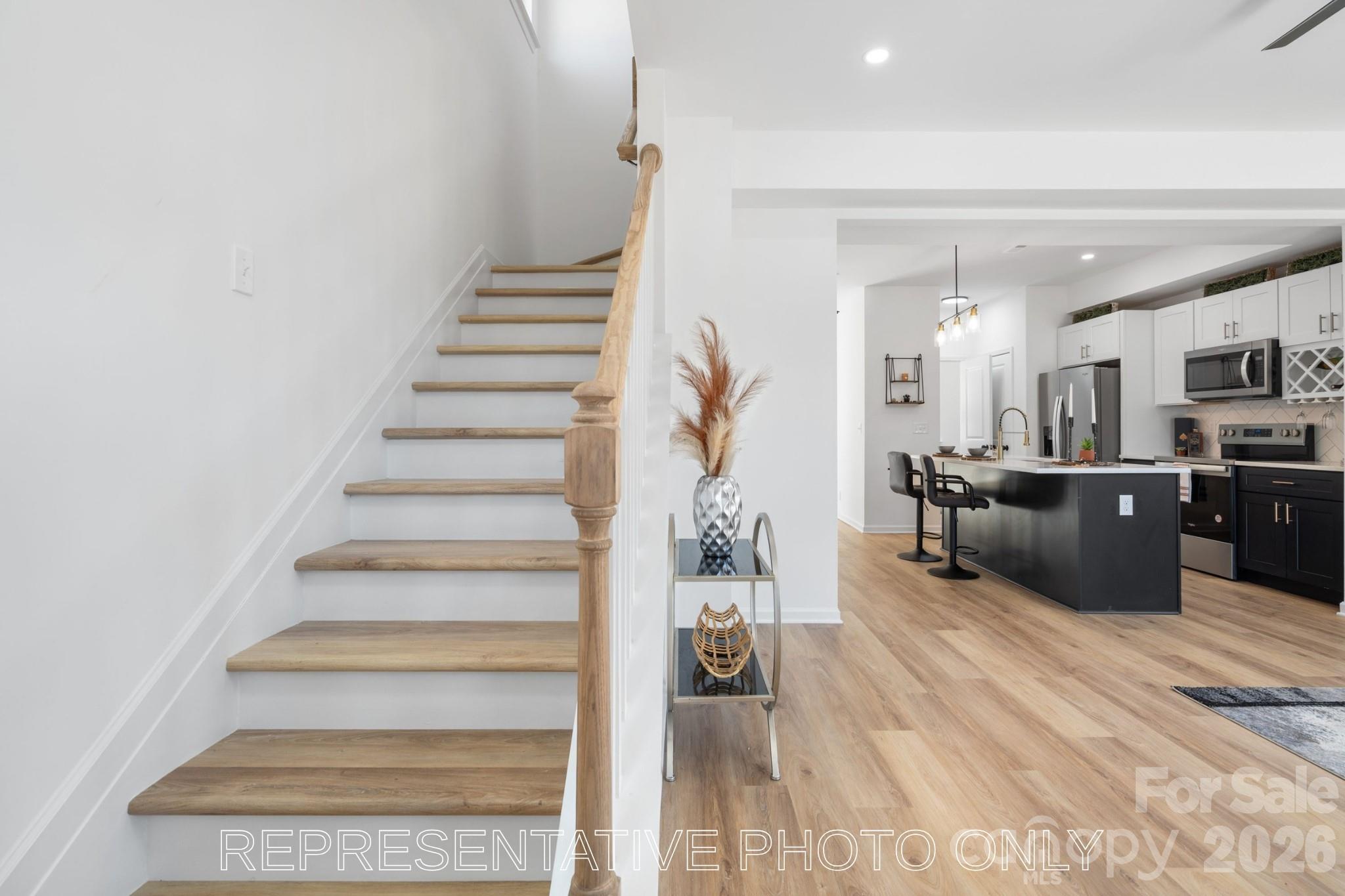 213 Knot Street Property Photo 10