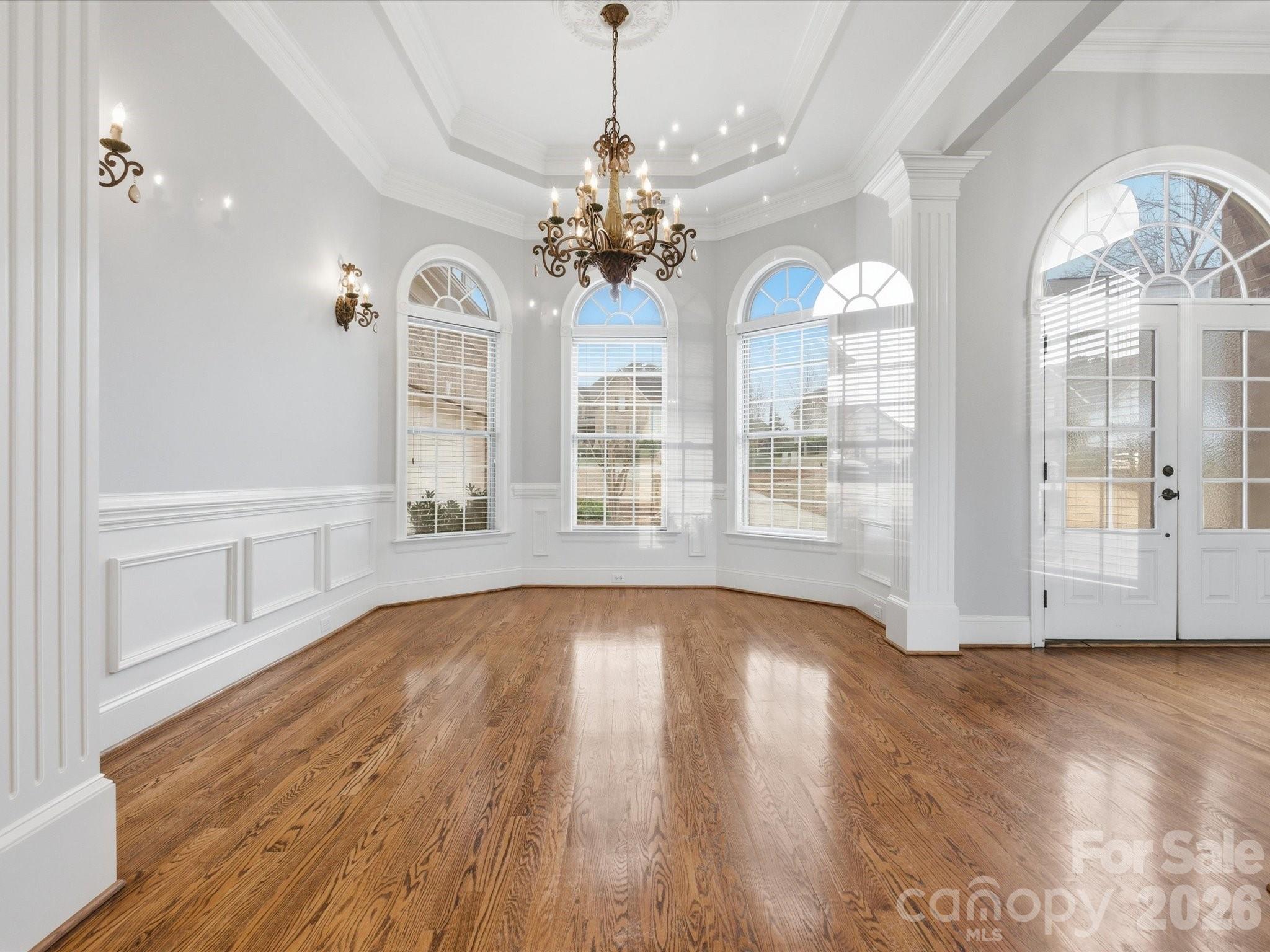 458 Inverness Place Property Photo 12