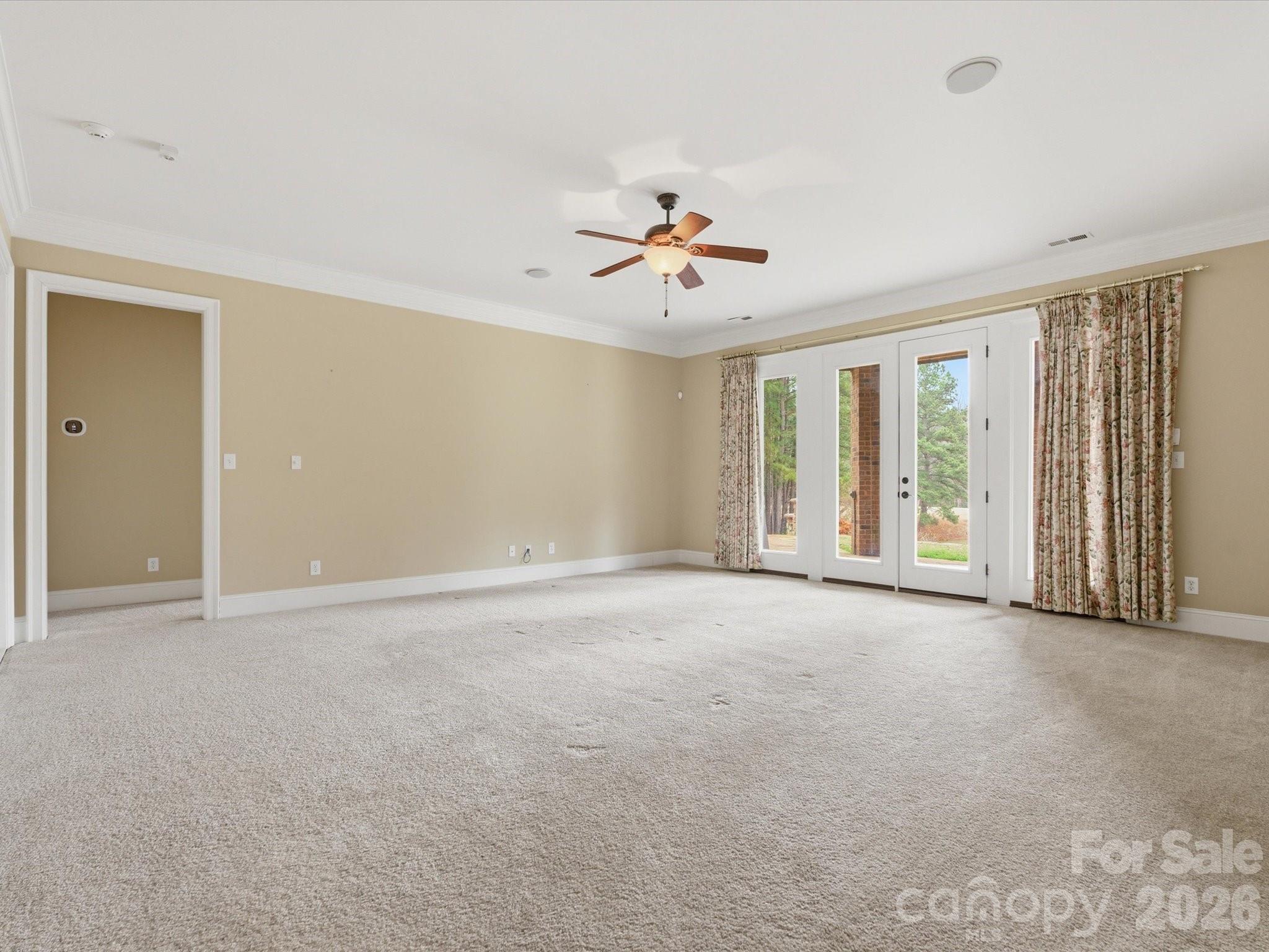 458 Inverness Place Property Photo 29