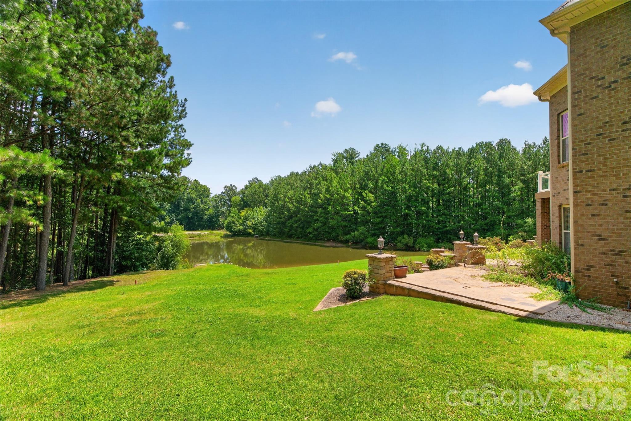 458 Inverness Place Property Photo 36