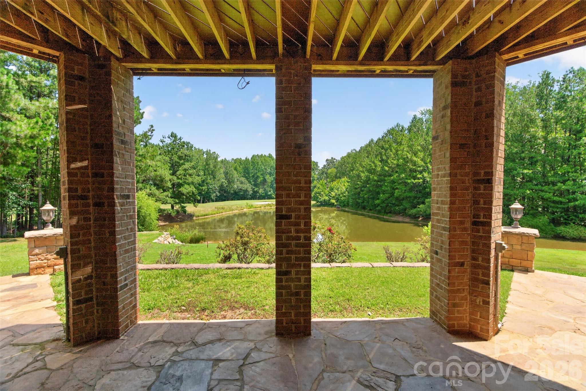 458 Inverness Place Property Photo 38