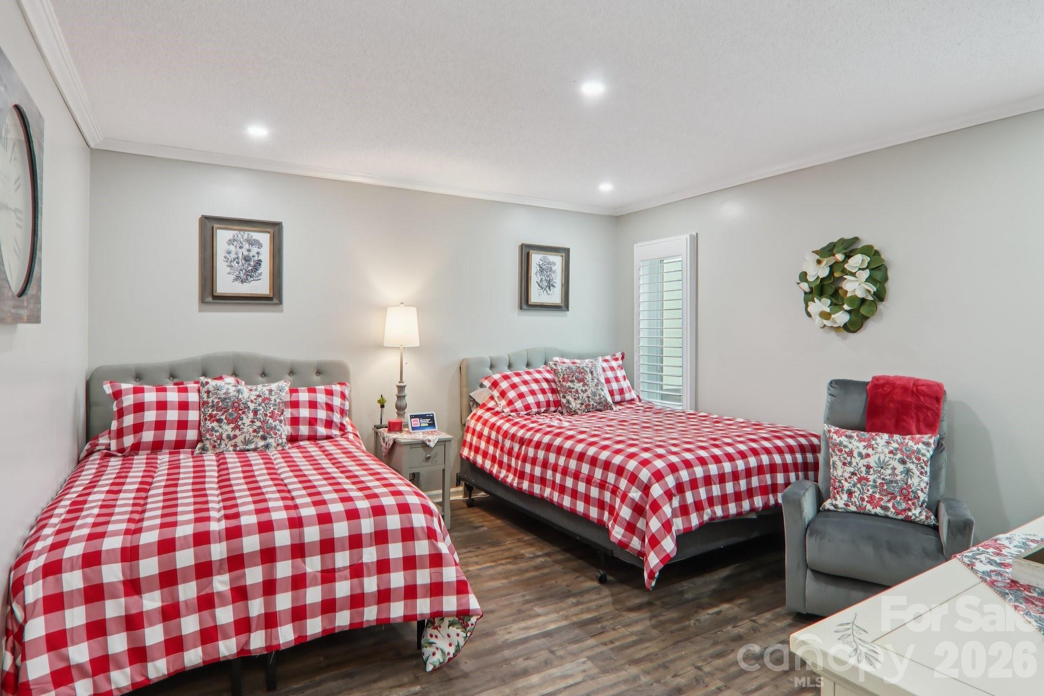 1601 Fleetwood Plaza Property Photo 23