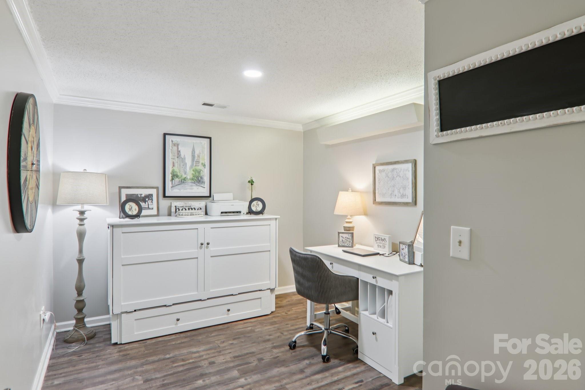 1601 Fleetwood Plaza Property Photo 35