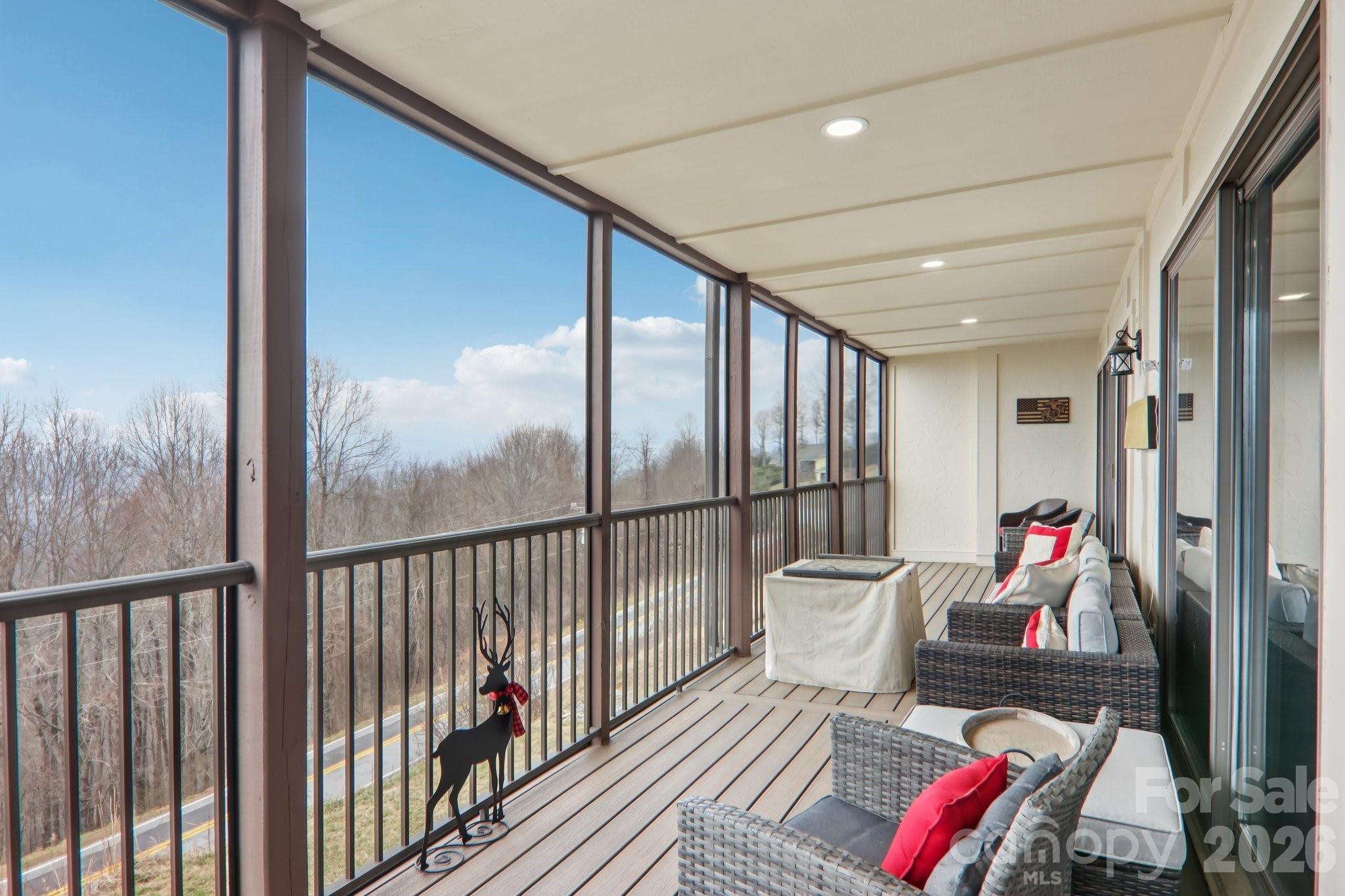 1601 Fleetwood Plaza Property Photo 42
