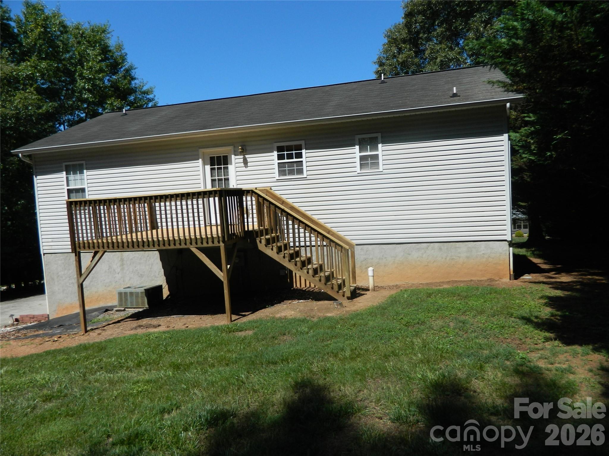 5320 Eider Lane Property Photo 5