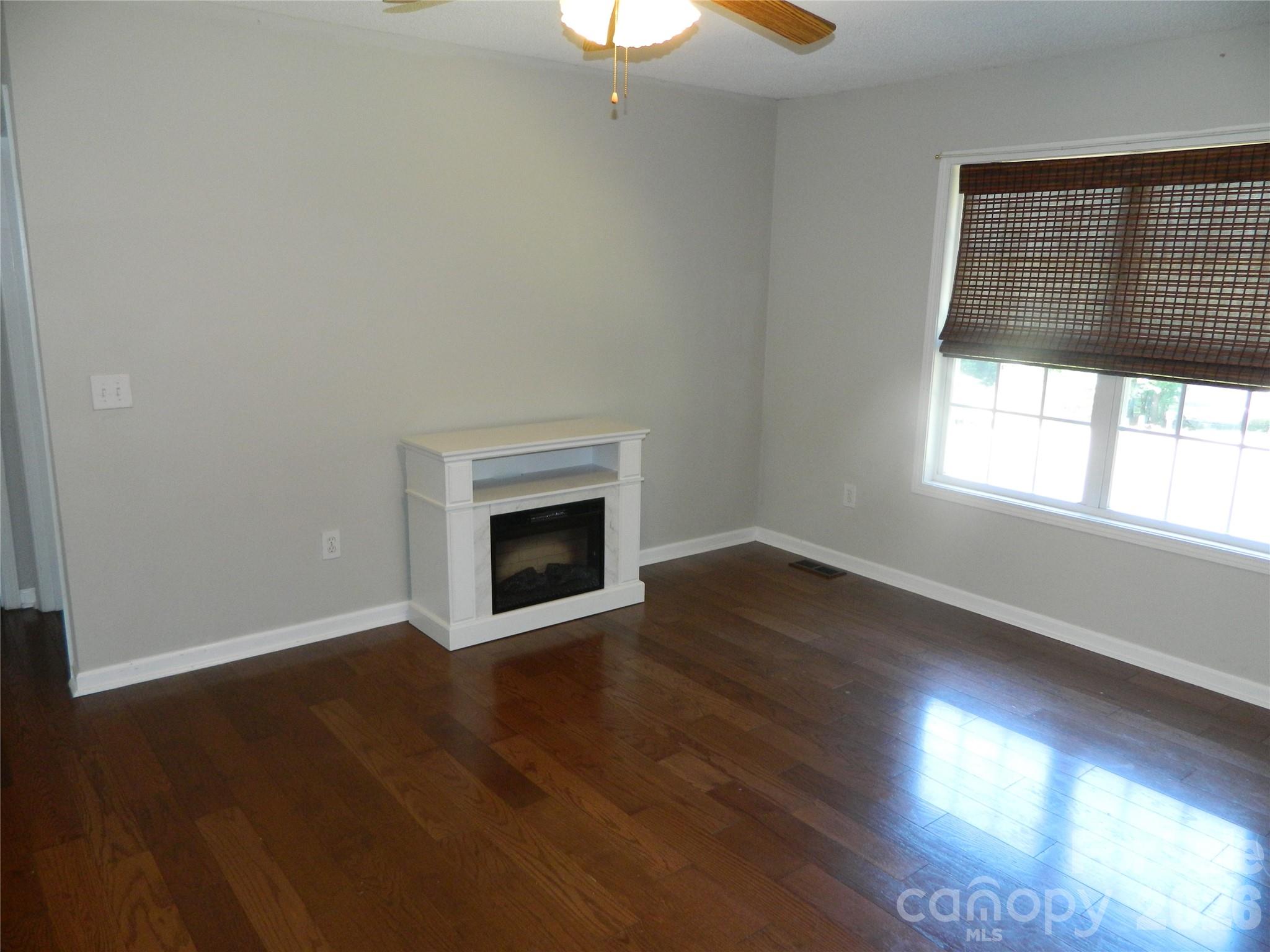 5320 Eider Lane Property Photo 11