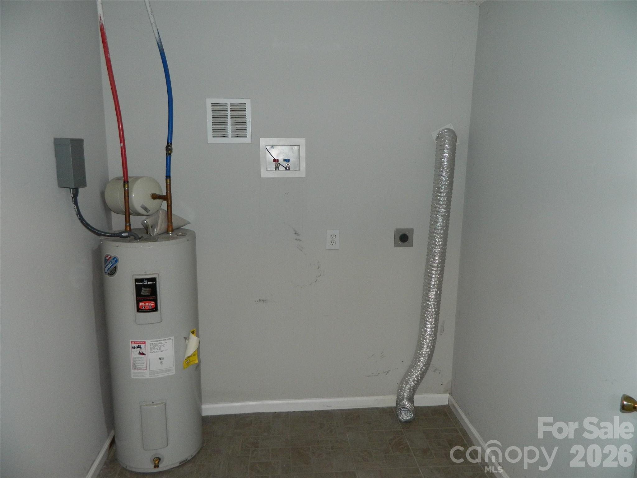 5320 Eider Lane Property Photo 23