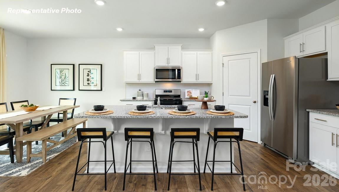 5608 Pamplona Way Property Photo 6
