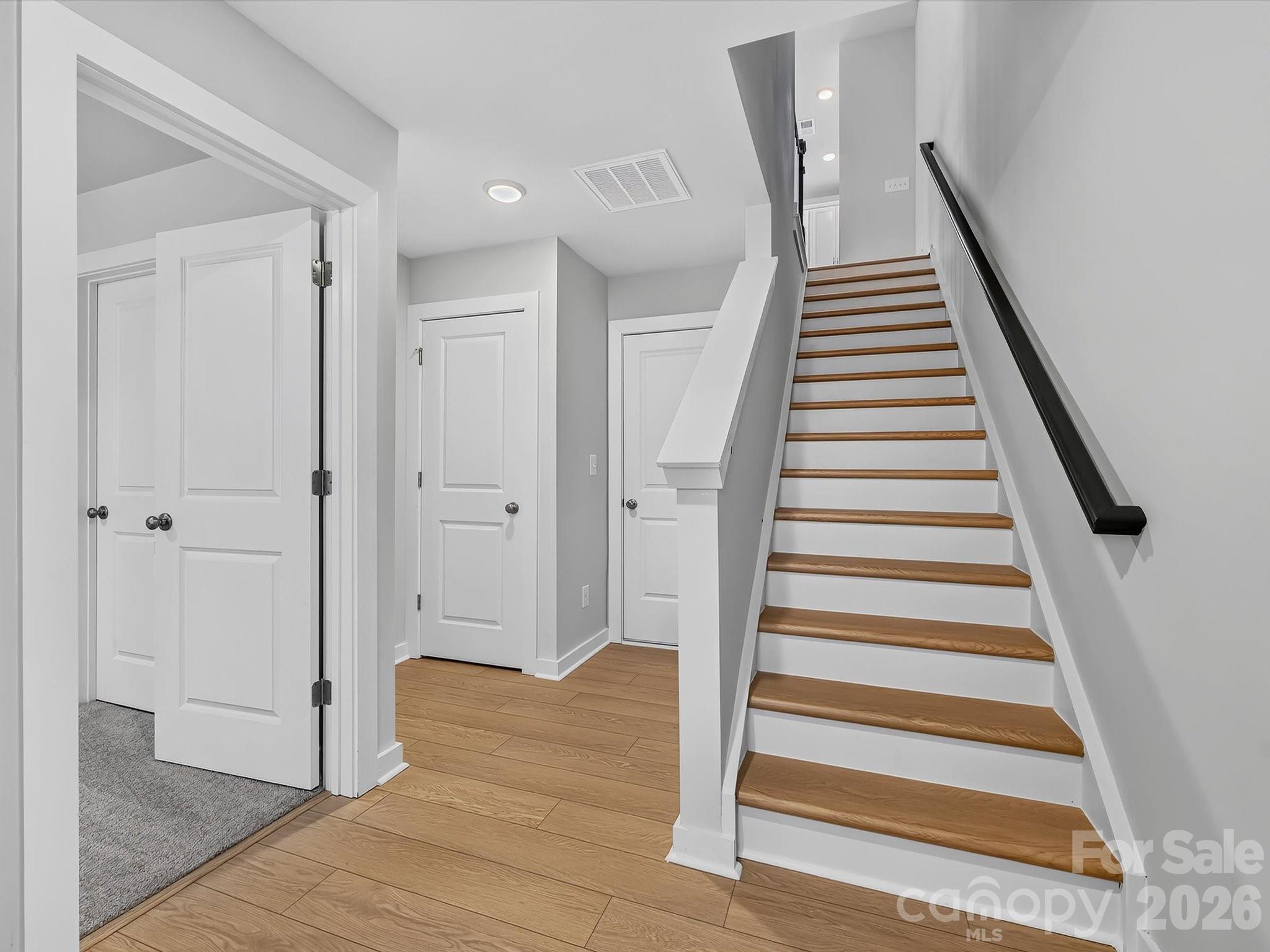 1128 Bismuth Lane Property Photo 8